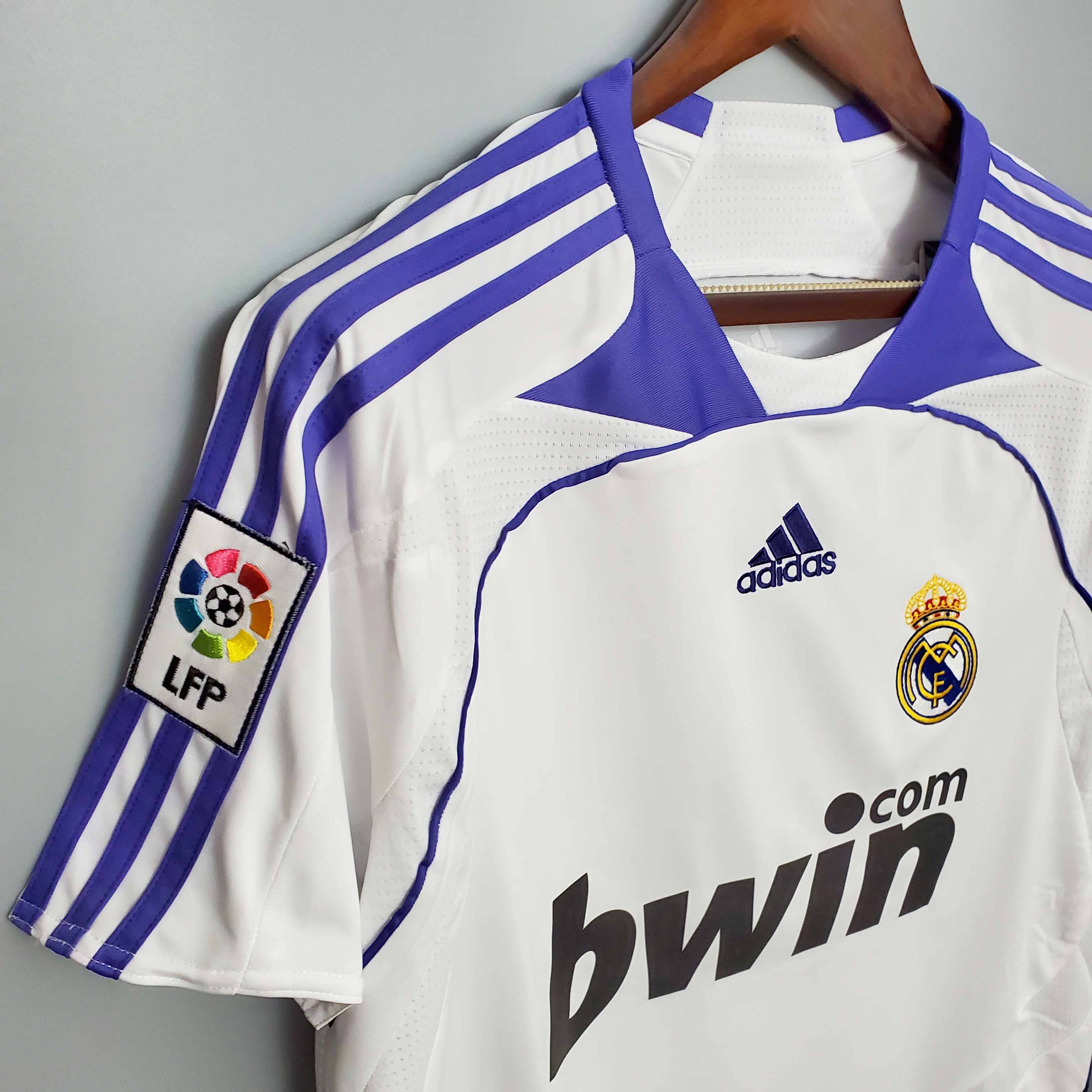 JerseysGala.com | Retro Real Madrid 07-08 Home Stadium Jersey -Customize Name, Number and Patch | Worldwide Shipping