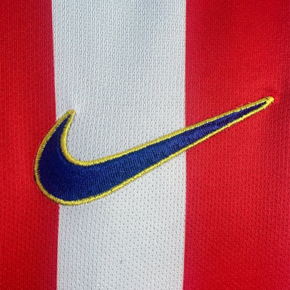 SIUjerseys-Retro Atletico Madrid 2004-05 Home Long Sleeves Jersey - S.p.i.d.e.r M.a.n