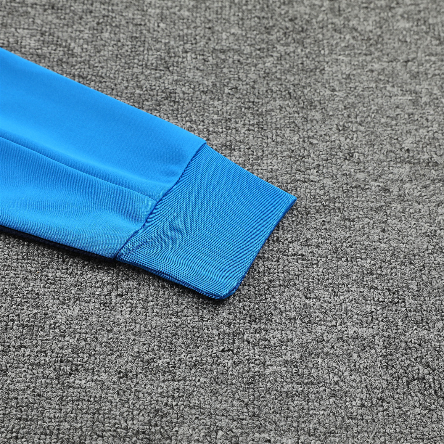 ManixJersey.com | C.H.E.L.S.E.A 24-25 Training Hoodie Set - Blue Hoodie and Deep Blue Pants -Customize Name, Number and Patch | Worldwide Shipping