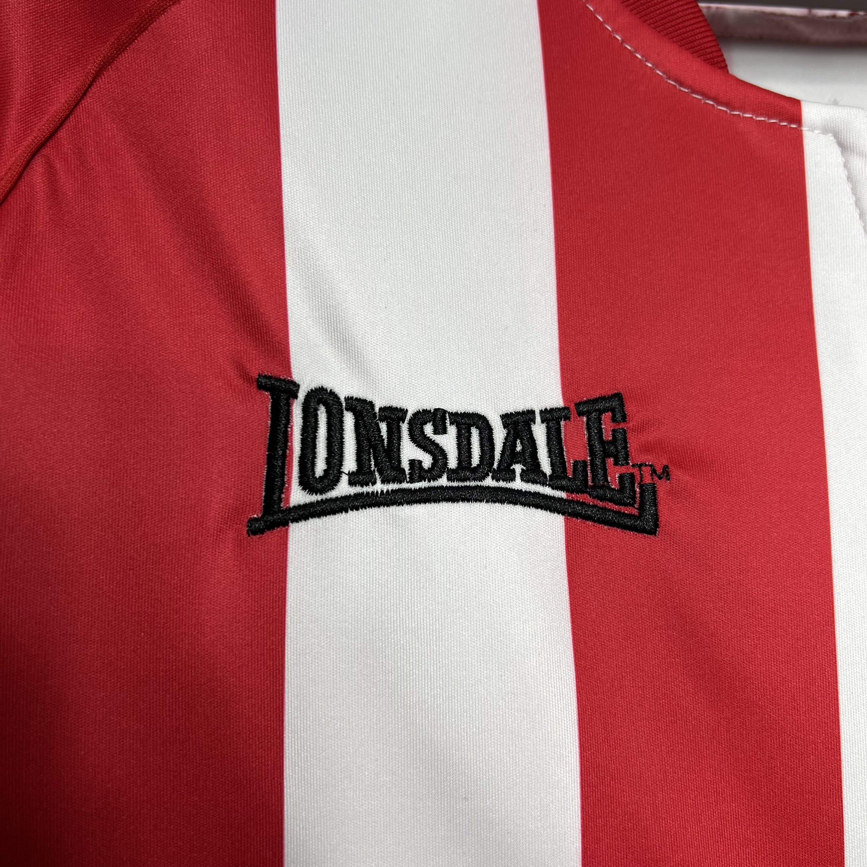 SIUjerseys-Retro Sunderland 2005-06 Home Stadium Jersey