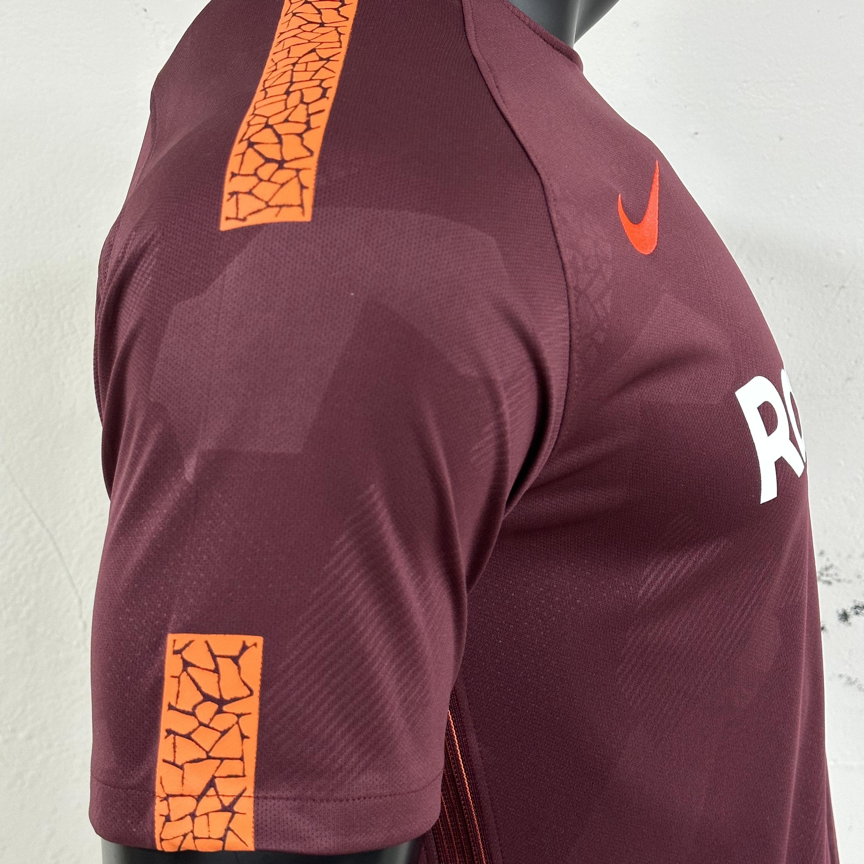 ManixJersey.com | Retro Barcelona 17-18 Third Jersey -Customize Name, Number and Patch | Worldwide Shipping