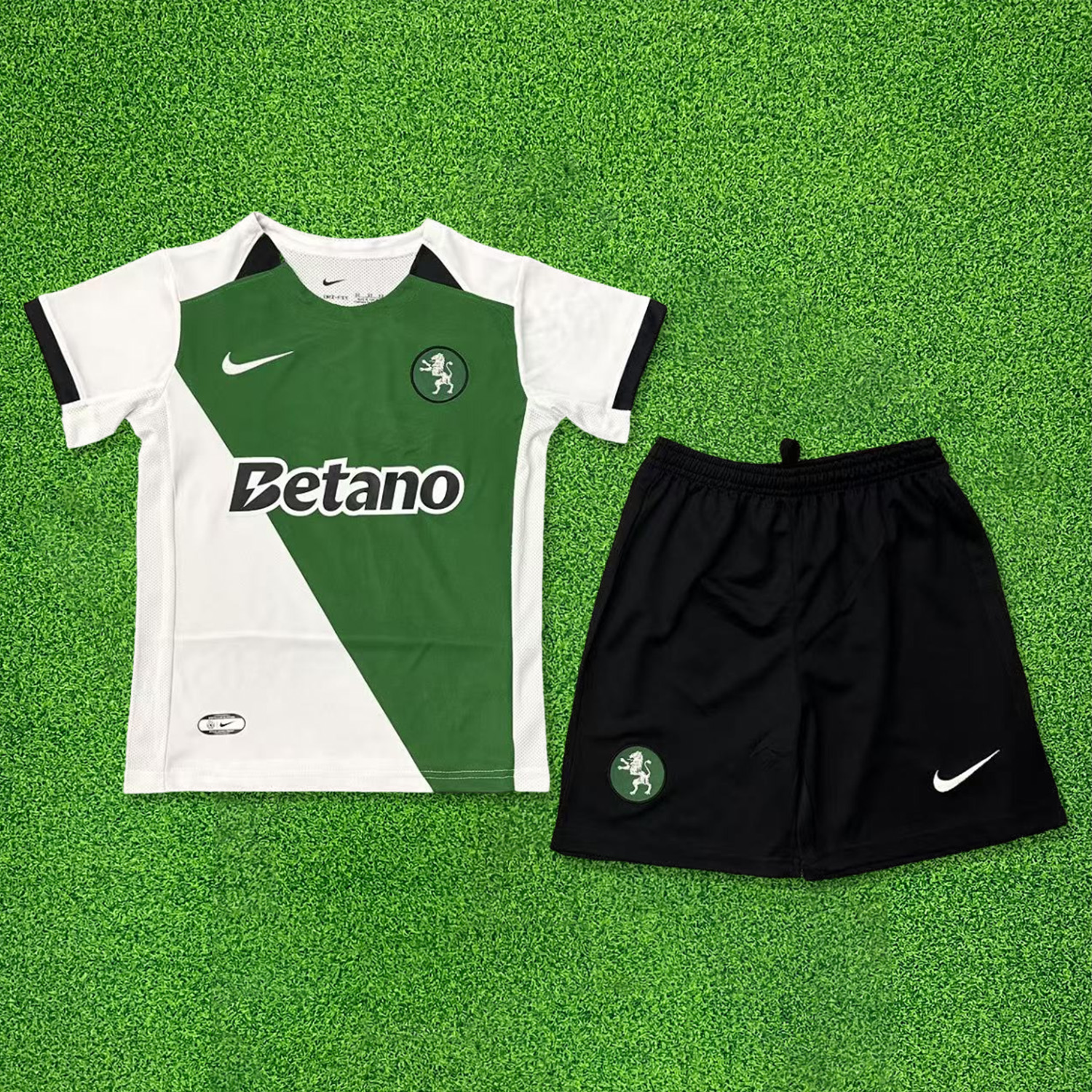 SIUjerseys-Sporting CP Portugal 24-25 Stromp Special Edition Kids Kit with Chest Patch