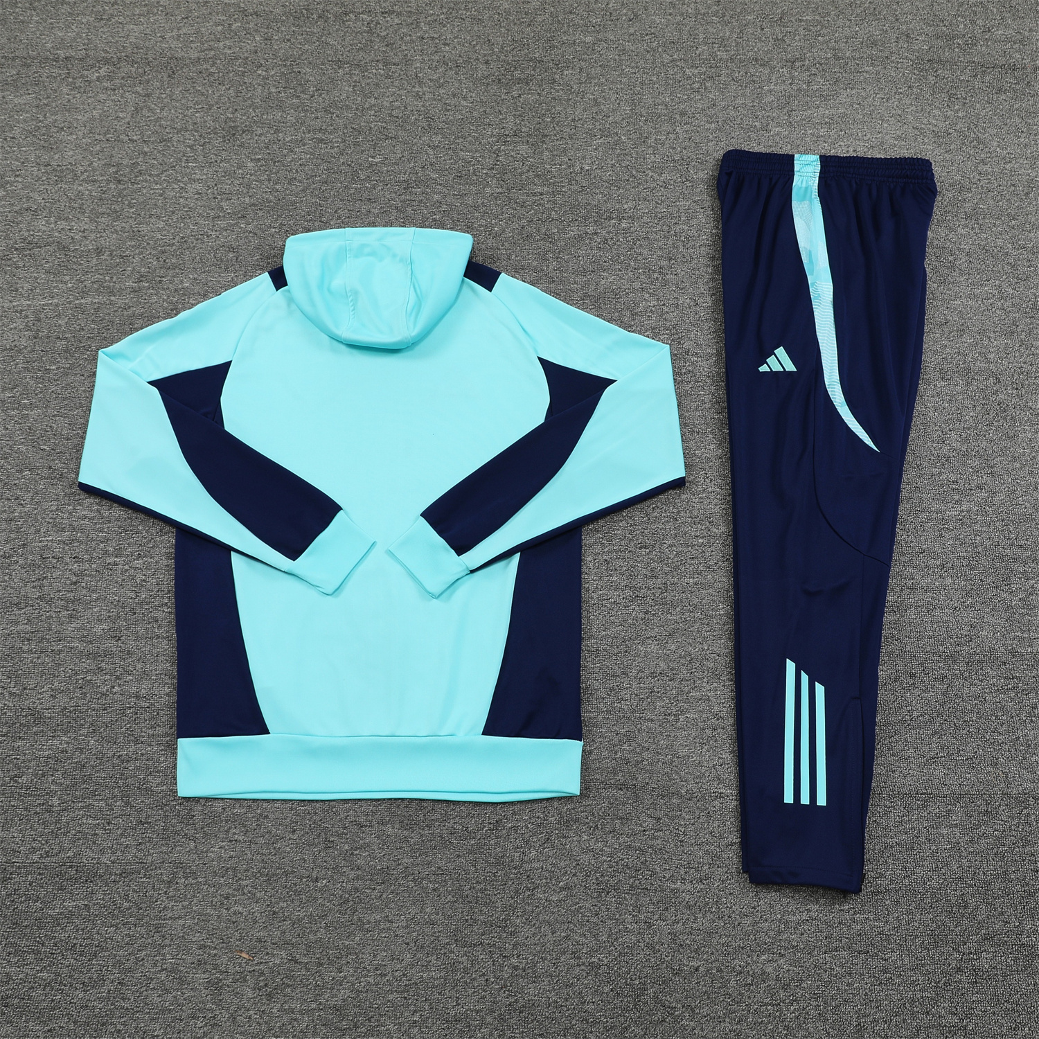 ManixJersey.com | Arsenal 24-25 Training Hoodie Set - Cyan Hoodie and Deep Blue Pants -Customize Name, Number and Patch | Worldwide Shipping