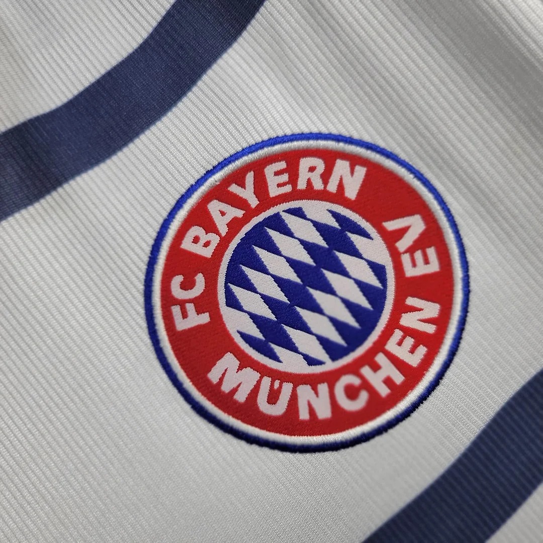 SIUjerseys-Retro Bayern Munich 1998-00 Away Jersey