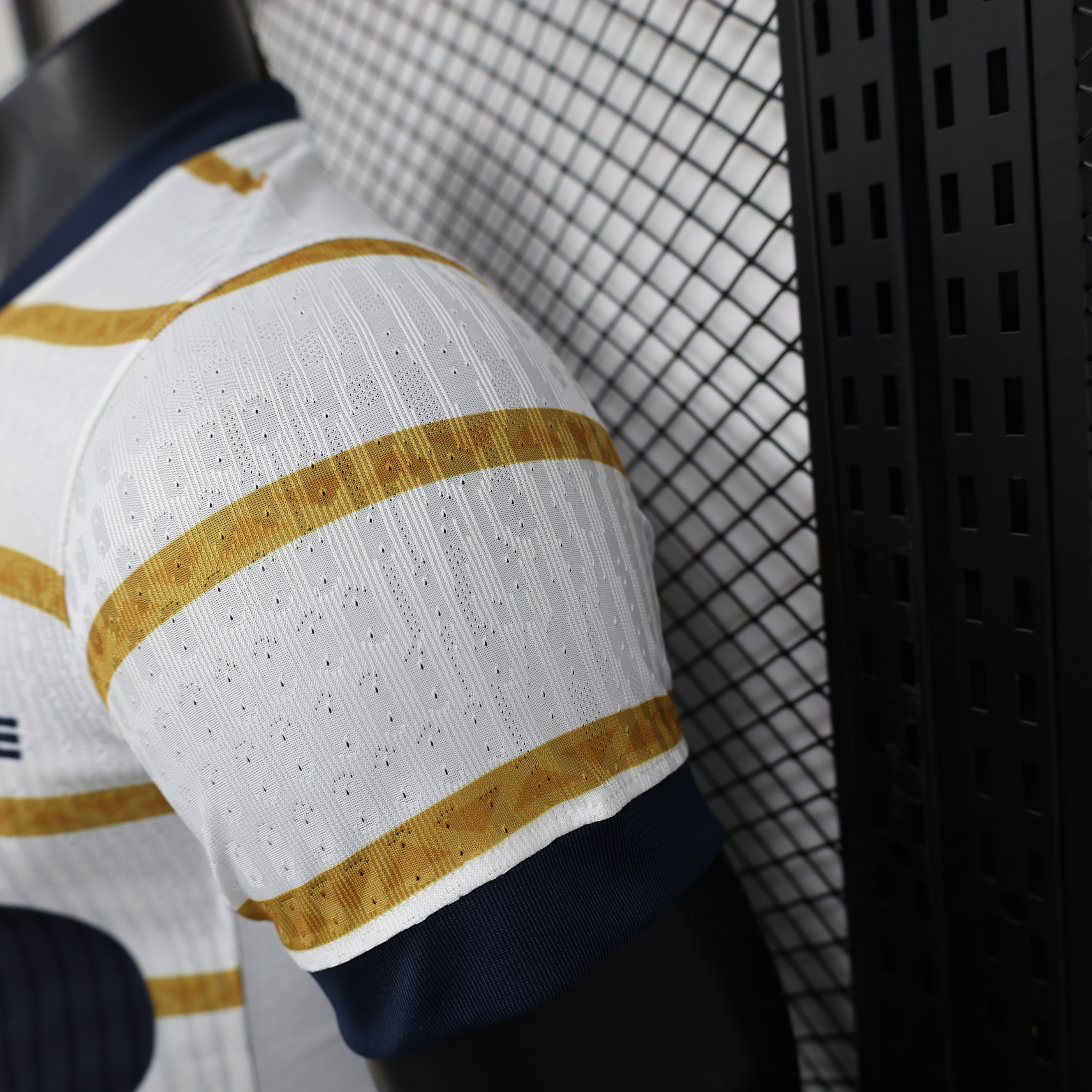 ManixJersey.com | Pumas UNAM 24-25 Home Stadium Jersey - Player Version -Customize Name, Number and Patch | Worldwide Shipping