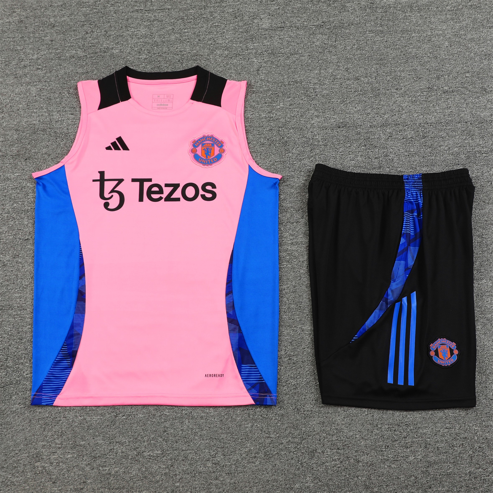 ManixJersey.com | Manchester United 24-25 Vest Training Set - Pink Vest & Black Shorts -Customize Name, Number and Patch | Worldwide Shipping