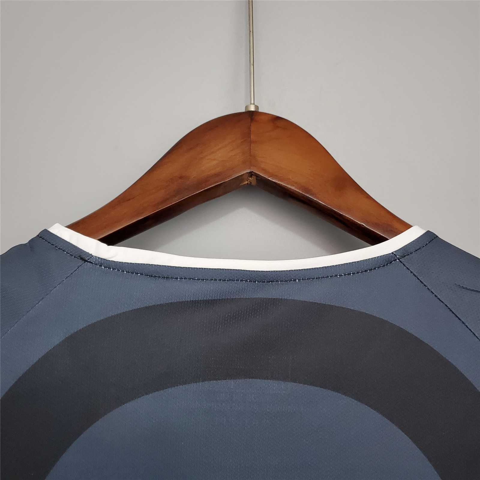 ManixJersey.com | Retro Paris Saint-Germain PSG 2001-02 Third Jersey -Customize Name, Number and Patch | Worldwide Shipping