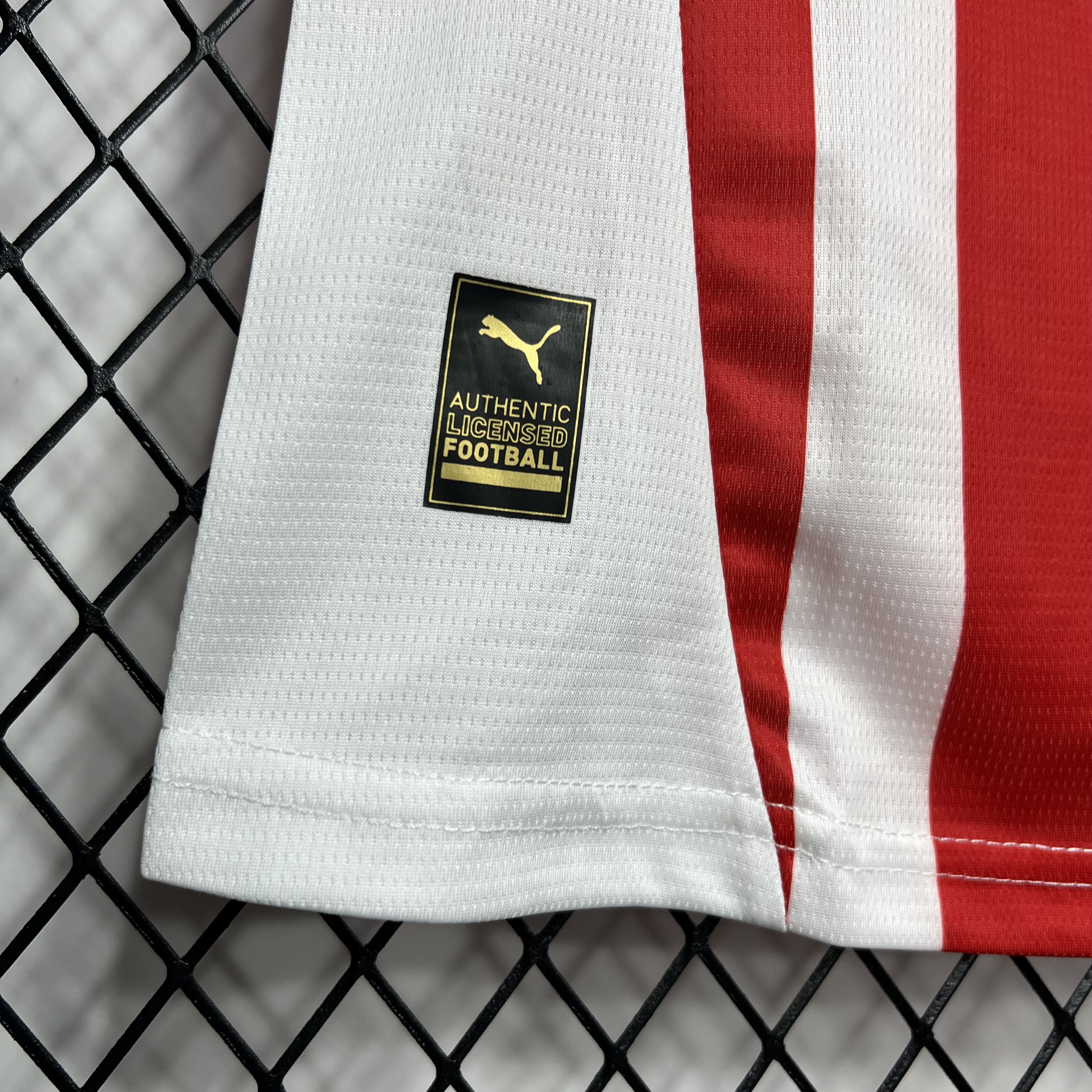 ManixJersey.com | Women's Chivas de Guadalajara 24-25 Home Stadium Jersey -Customize Name, Number and Patch | Worldwide Shipping