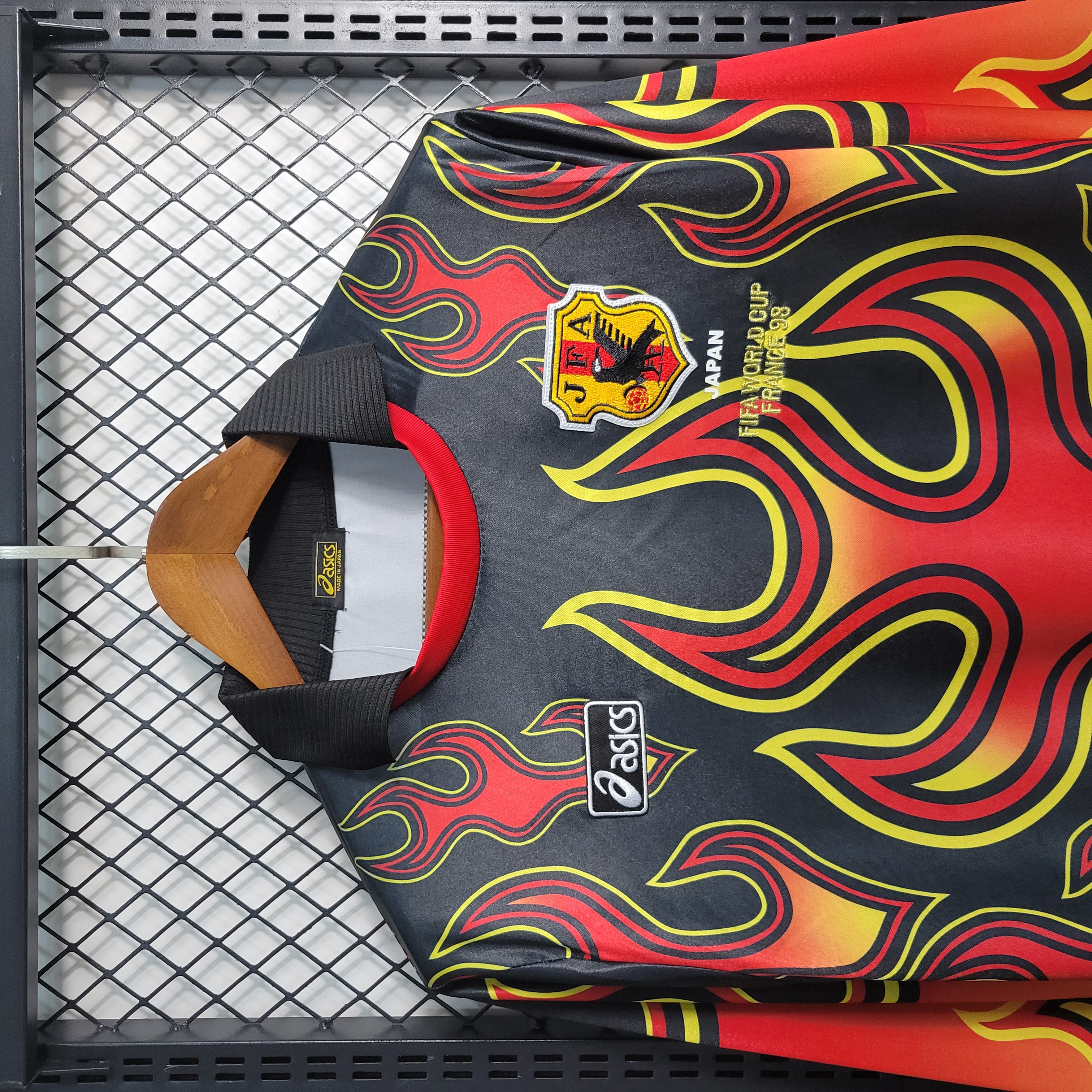 SIUjerseys-Retro Japan 1998 Red Flame Goalkeeper Jersey