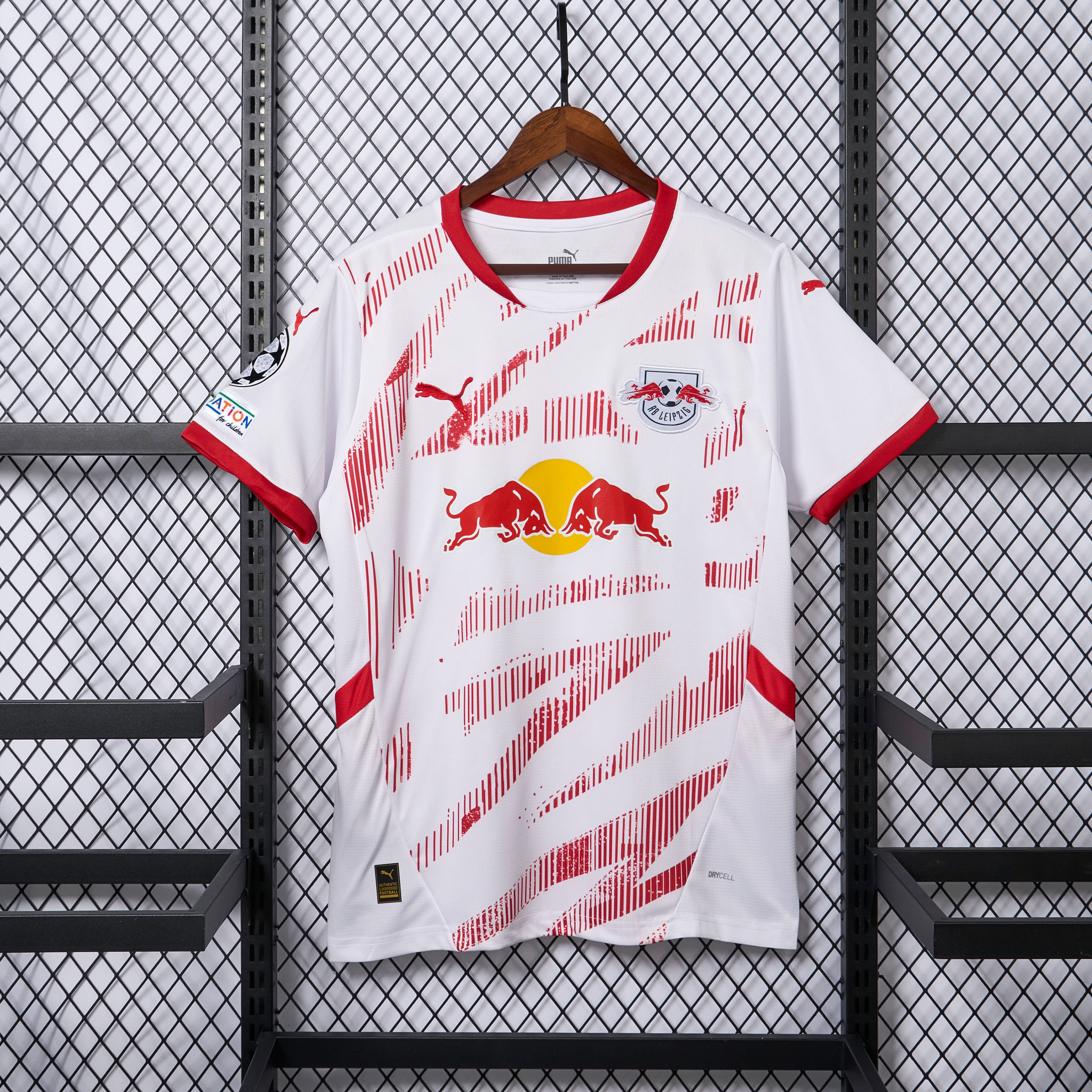 RB Leipzig 24-25 Home Stadium Jersey - Fans Version:football jersey mysite: unitedjerseyfootball 邓江浪:football