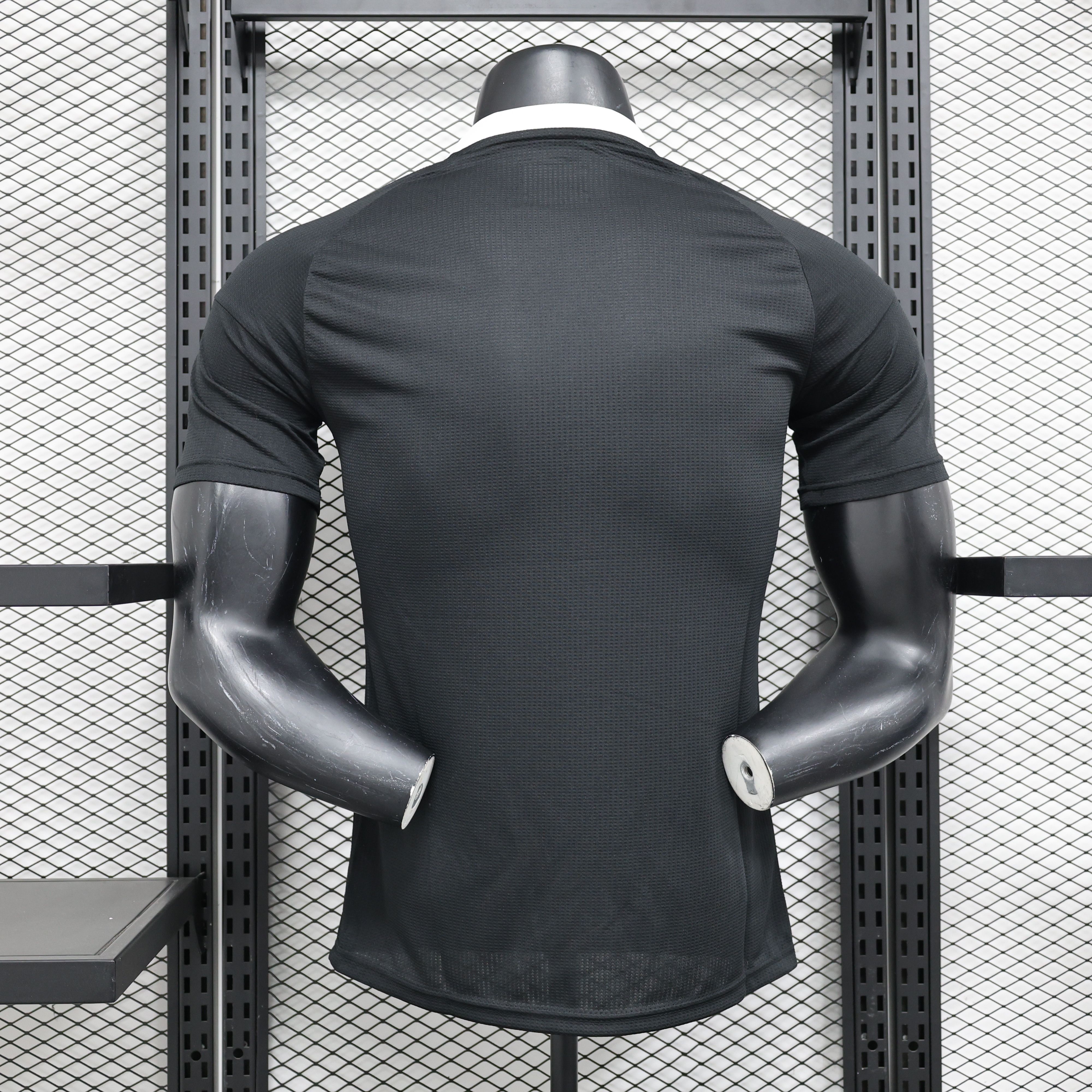 JerseysGala.com | Real Madrid 24-25 Third Goalkeeper Black Jersey - Player Version -Customize Name, Number and Patch | Worldwide Shipping