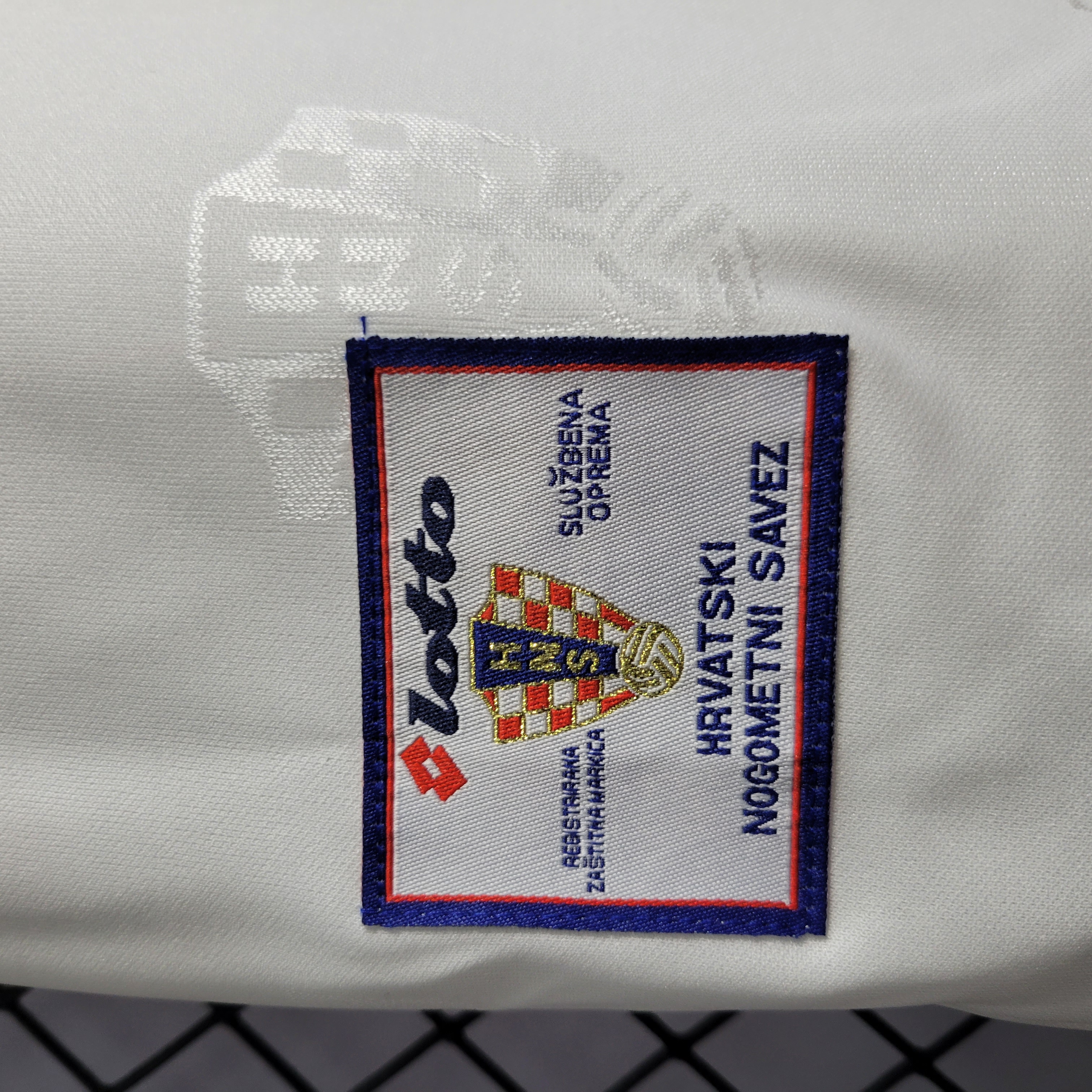 ManixJersey.com | Retro Croatia 1998 Home Stadium Jersey -Customize Name, Number and Patch | Worldwide Shipping