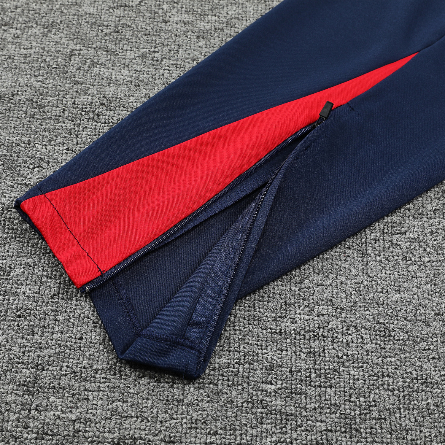 SIUjerseys-Paris Saint-Germain PSG 24-25 Training Hoodie Set - White Hoodie and Deep Blue Pants