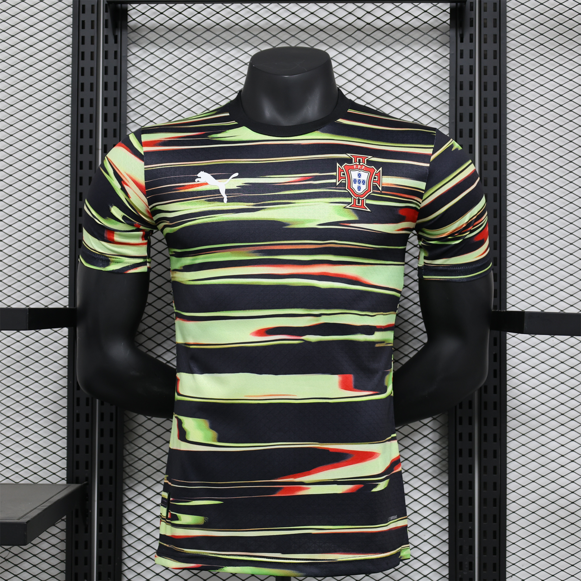 ManixJersey.com | Portugal 2025-26 Training Jersey - Player Version -Customize Name, Number and Patch | Worldwide Shipping