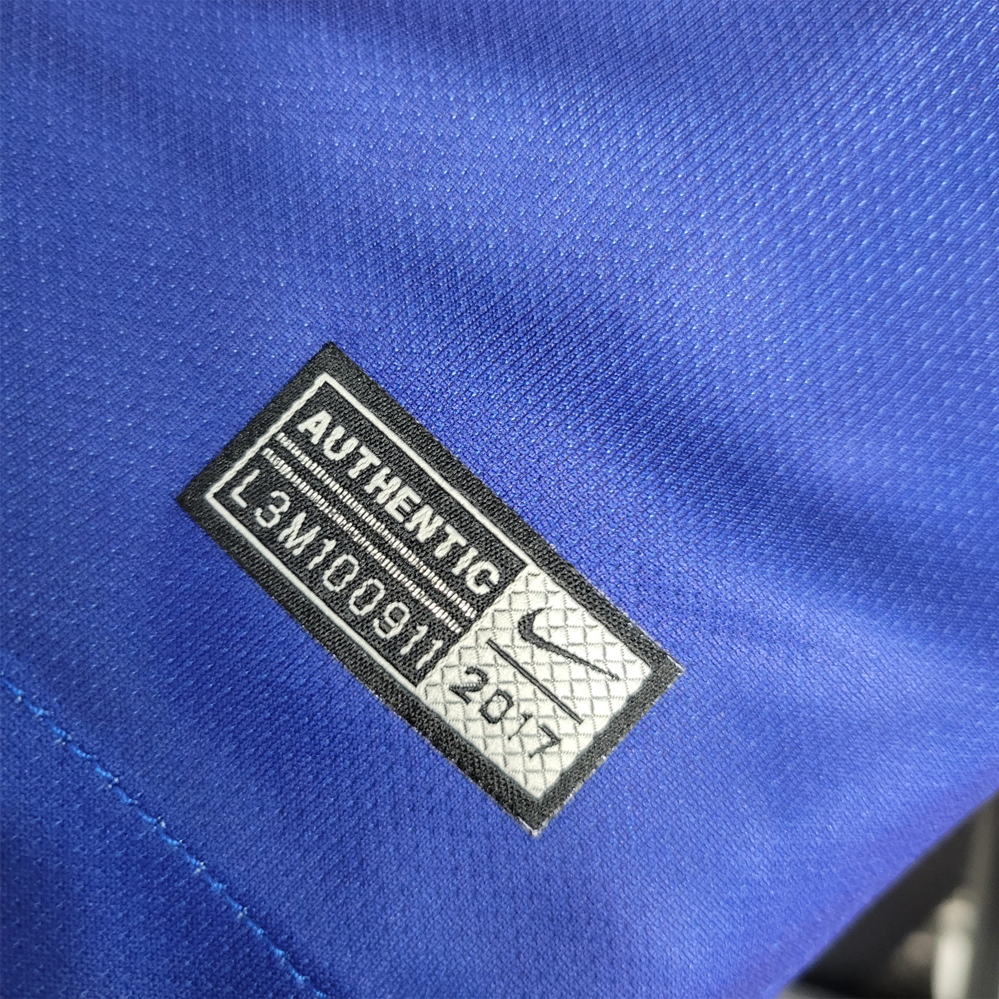 ManixJersey.com | Retro Barcelona 17-18 Home Stadium Jersey -Customize Name, Number and Patch | Worldwide Shipping