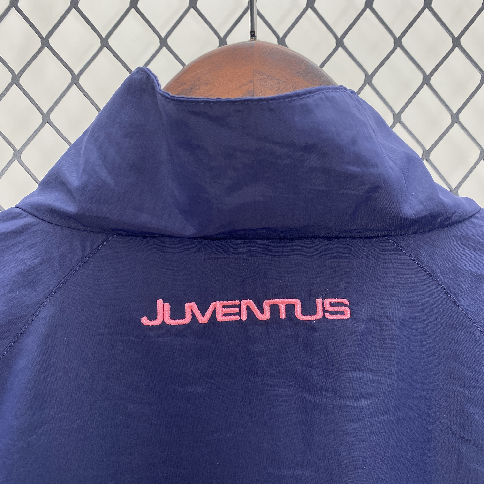 ManixJersey.com | Juventus 24-25 Throwback Windbreaker Jacket - Deep Blue -Customize Name, Number and Patch | Worldwide Shipping