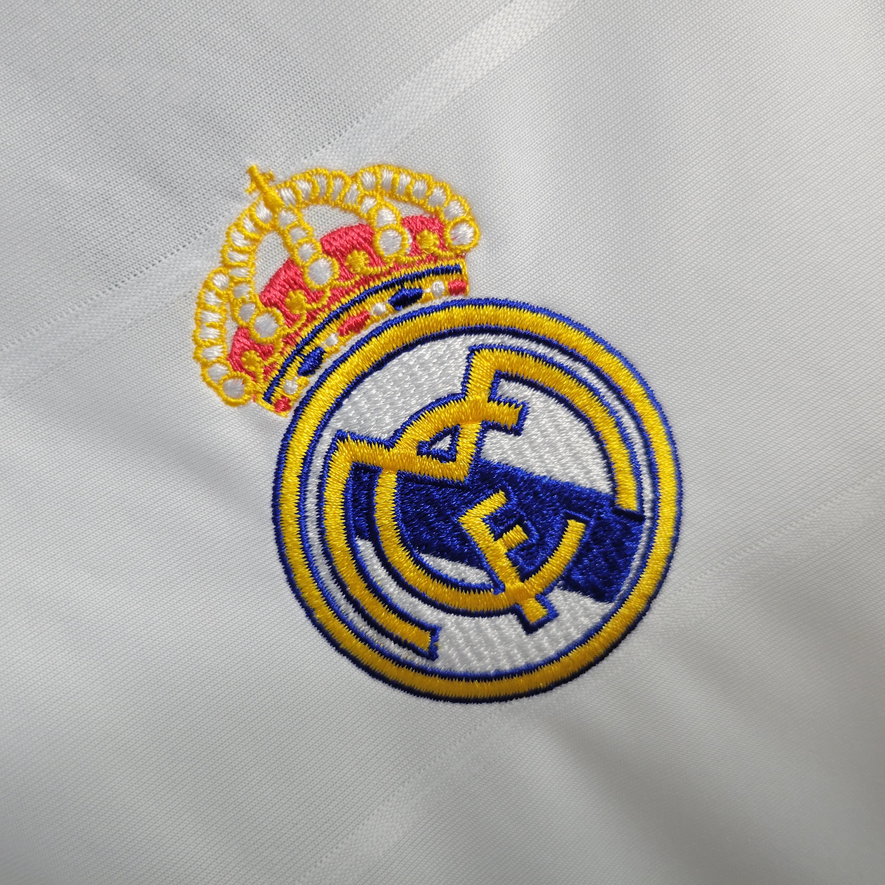 JerseysGala.com | Retro Real Madrid 13-14 Home Stadium Long Sleeve Jersey -Customize Name, Number and Patch | Worldwide Shipping