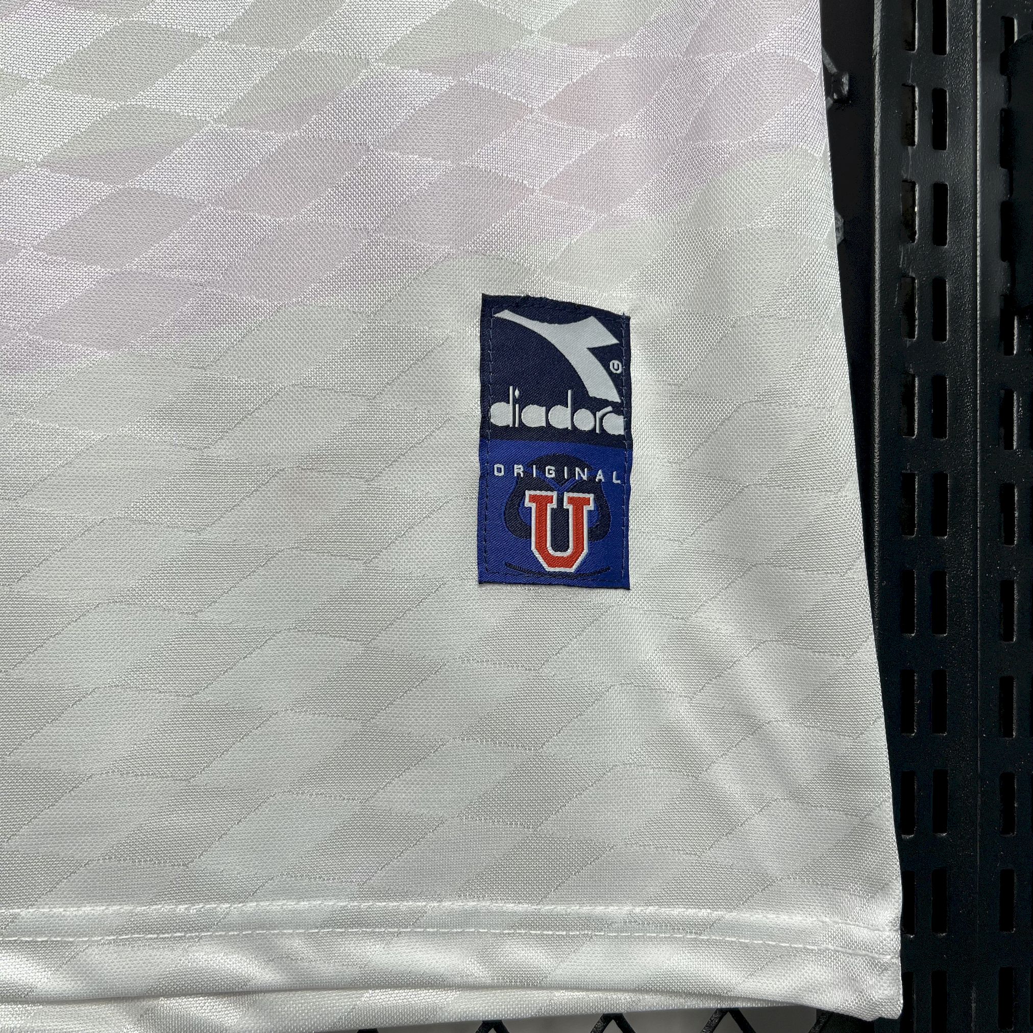 ManixJersey.com | Retro Universidad De Chile 1996 Away Jersey -Customize Name, Number and Patch | Worldwide Shipping