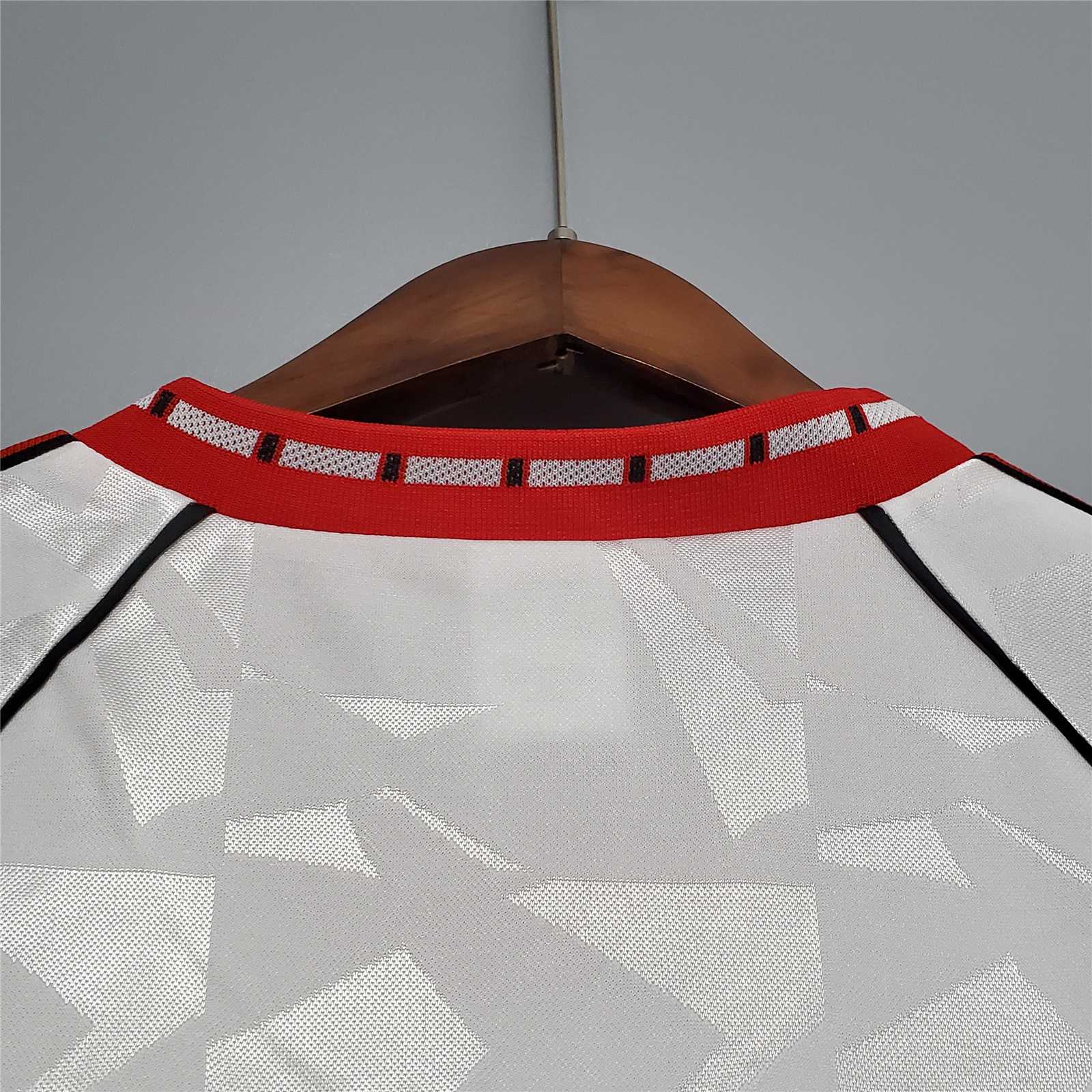 SIUjerseys-Retro Manchester United 90-91 Third Away Jersey