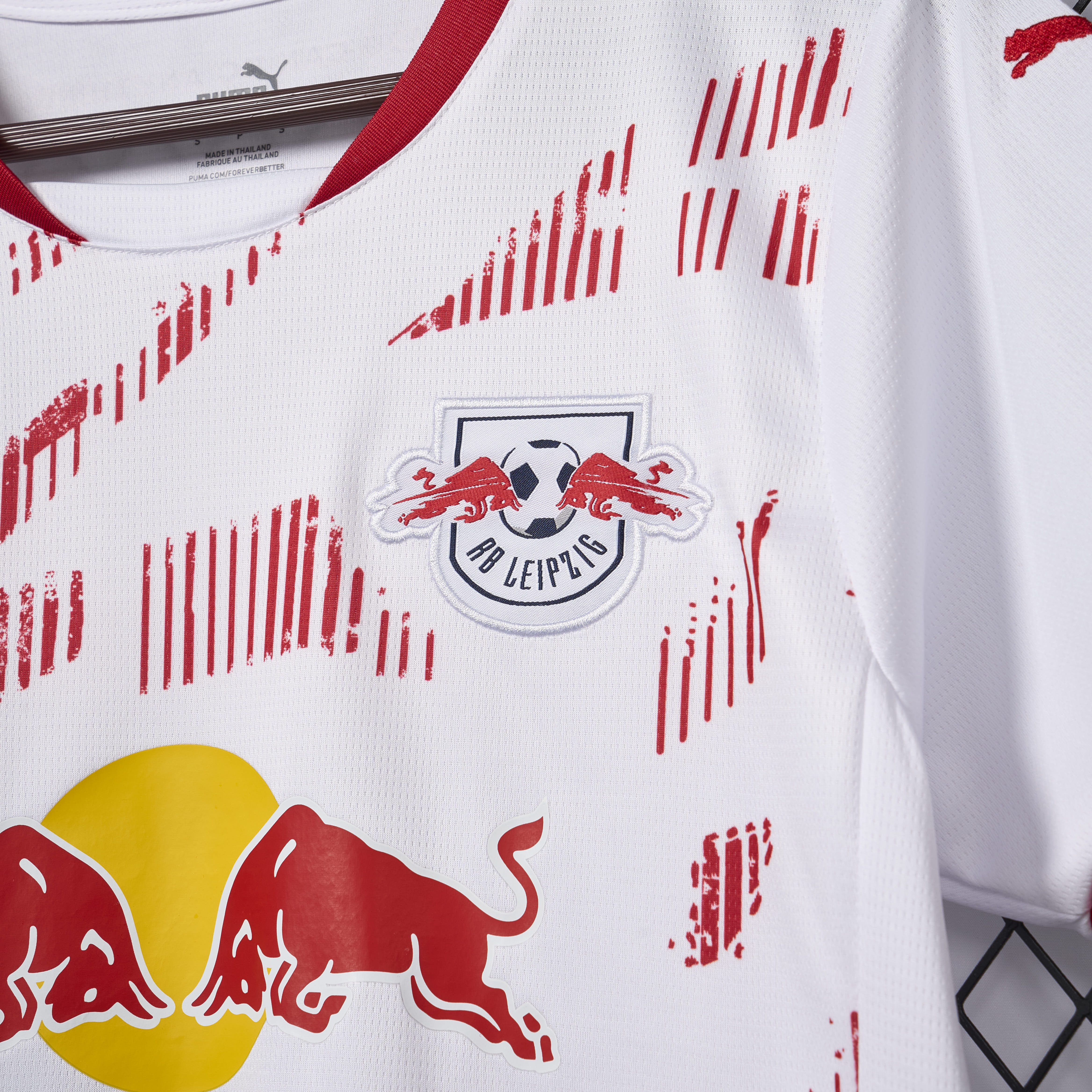 RB Leipzig 24-25 Home Stadium Jersey - Fans Version:football jersey mysite: unitedjerseyfootball 邓江浪:football