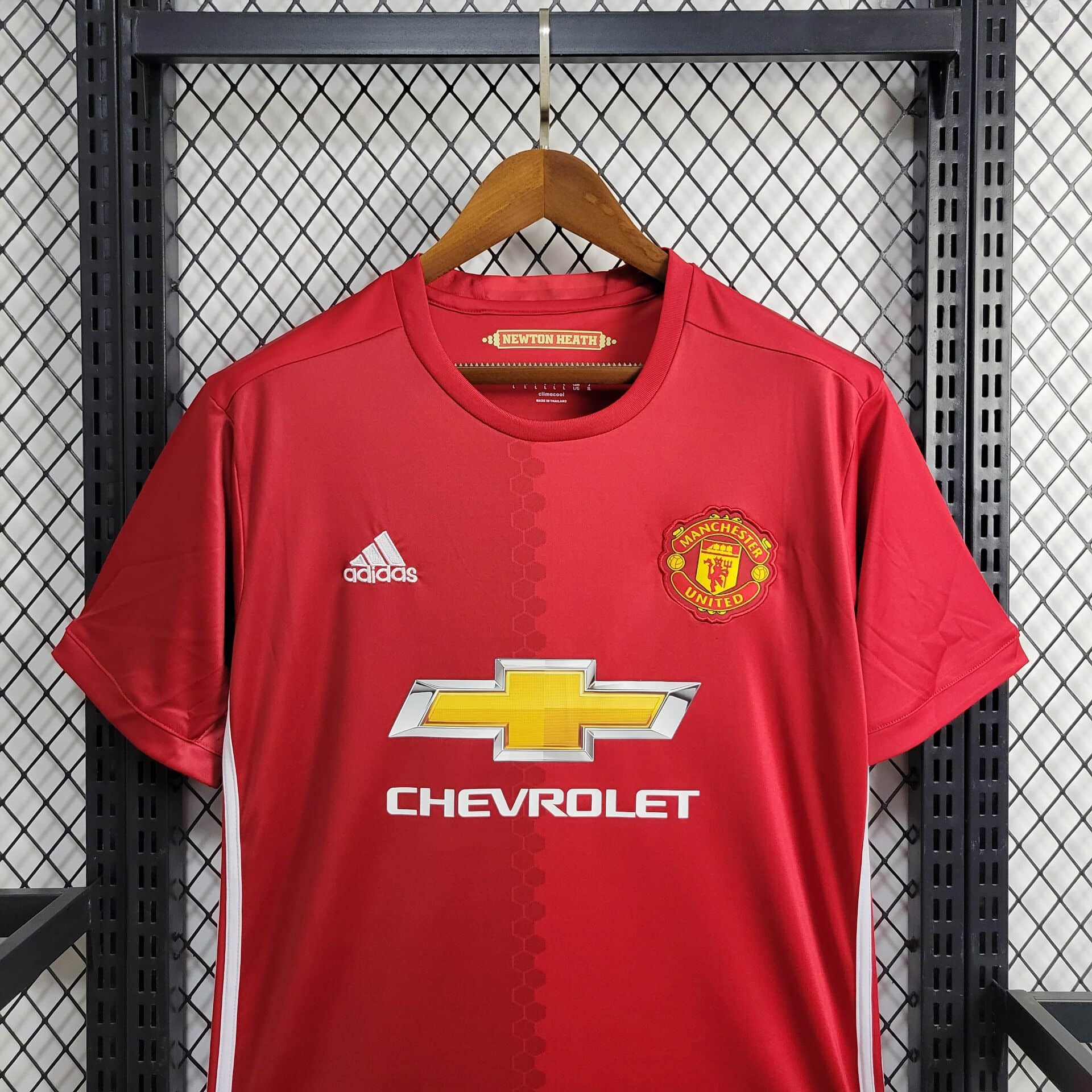ManixJersey.com | Retro Manchester United 2017-18 Home Jersey -Customize Name, Number and Patch | Worldwide Shipping