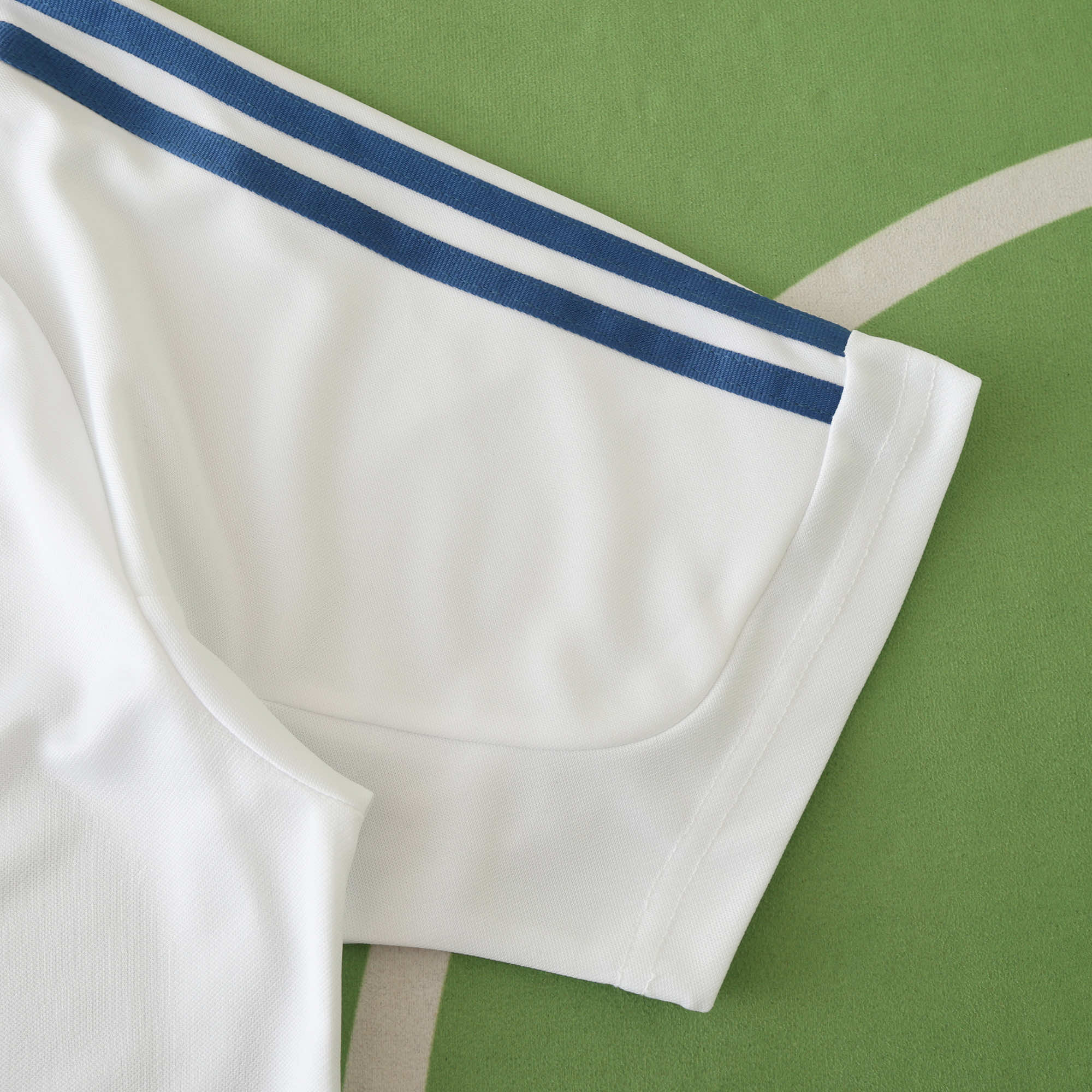 JerseysGala.com | Retro Real Madrid 2001-02 Home Jersey -Customize Name, Number and Patch | Worldwide Shipping