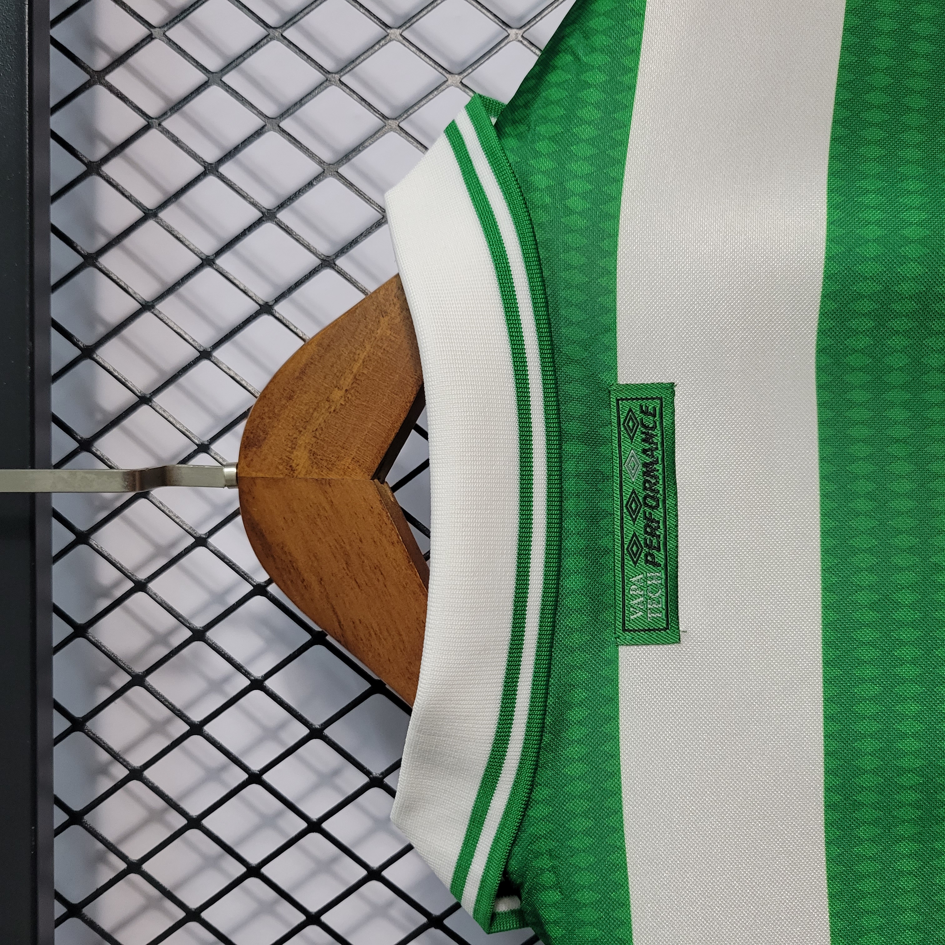 foot-Retro Celtic 1998-99 Home Stadium Jersey