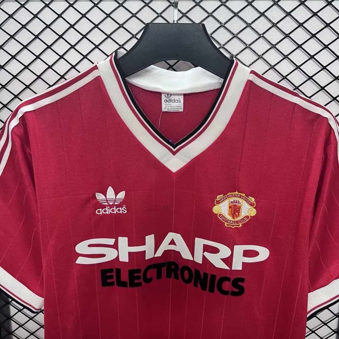 SIUjerseys-Retro Manchester United 82-83 Home Stadium Jersey