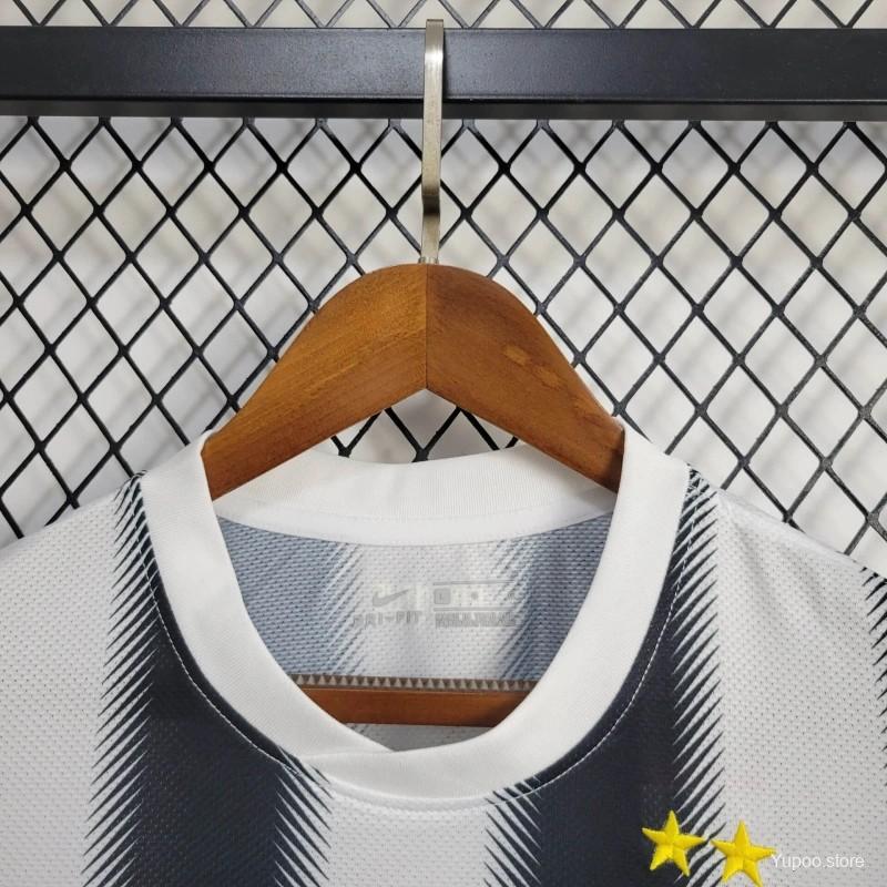 ManixJersey.com | Retro Juventus 2011-12 Home Stadium Jersey -Customize Name, Number and Patch | Worldwide Shipping