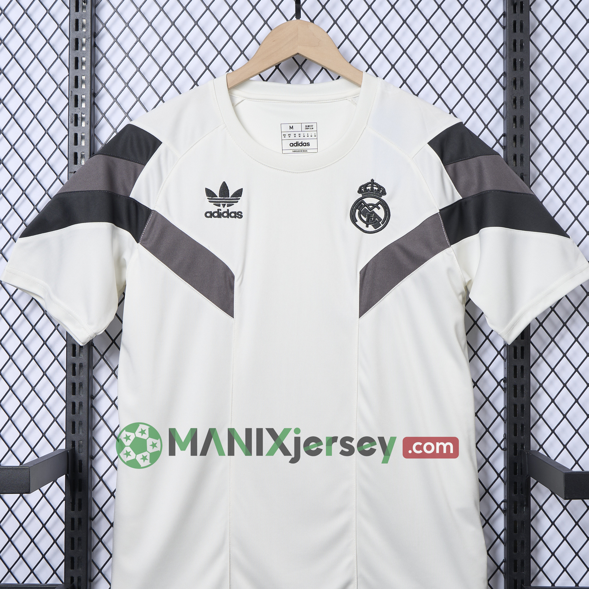ManixJersey.com | Real Madrid 24-25 Throwback Originals T-Shirt - White -Customize Name, Number and Patch | Worldwide Shipping