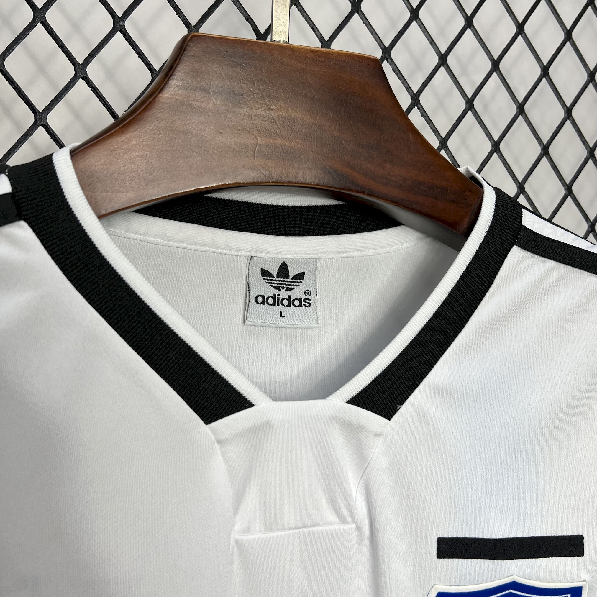 ManixJersey.com | Retro Colo Colo 1991 Home Long Sleeve Jersey -Customize Name, Number and Patch | Worldwide Shipping