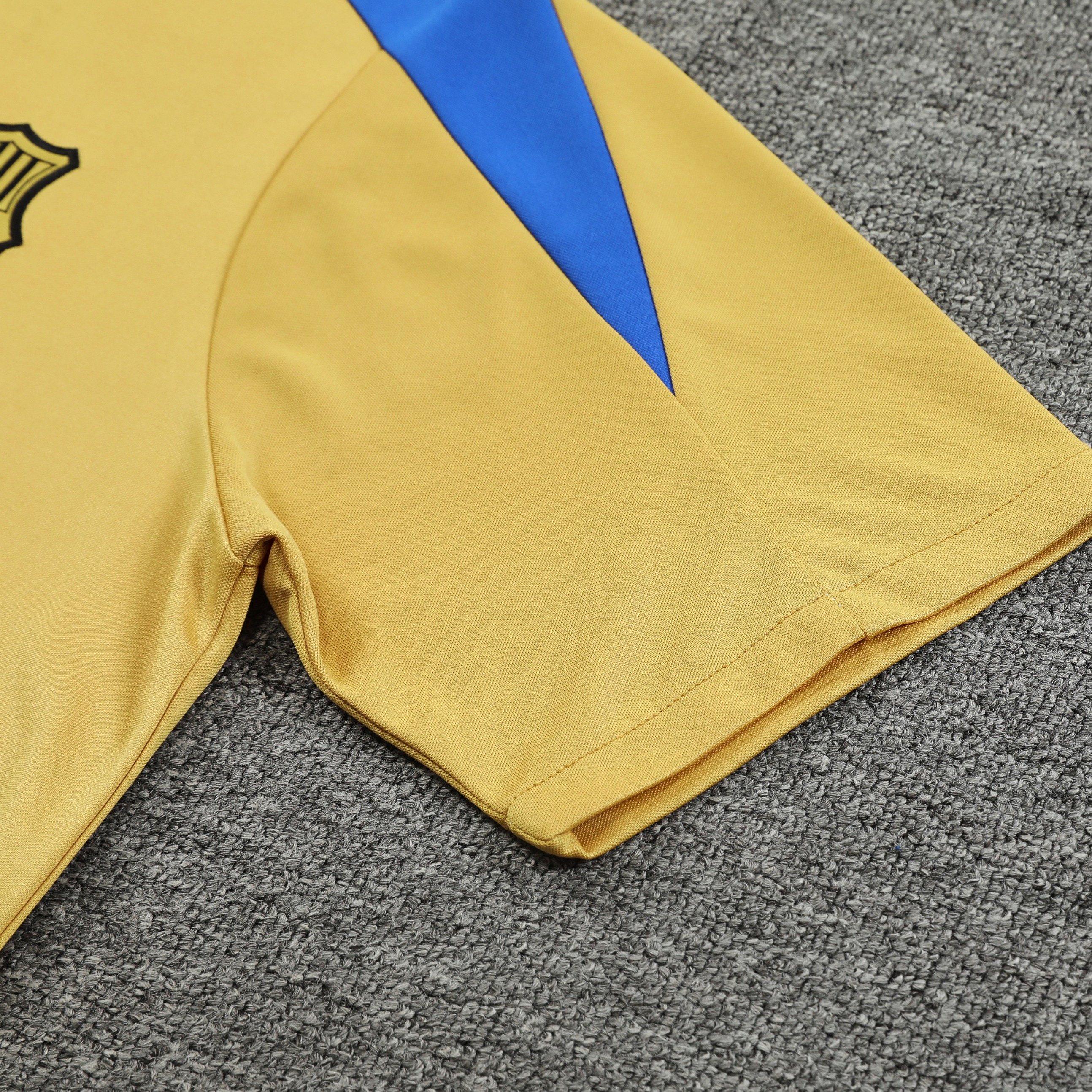 ManixJersey.com | Barcelona 24-25 Short-Sleeve Training Set - Khaki Top & Black Shorts -Customize Name, Number and Patch | Worldwide Shipping