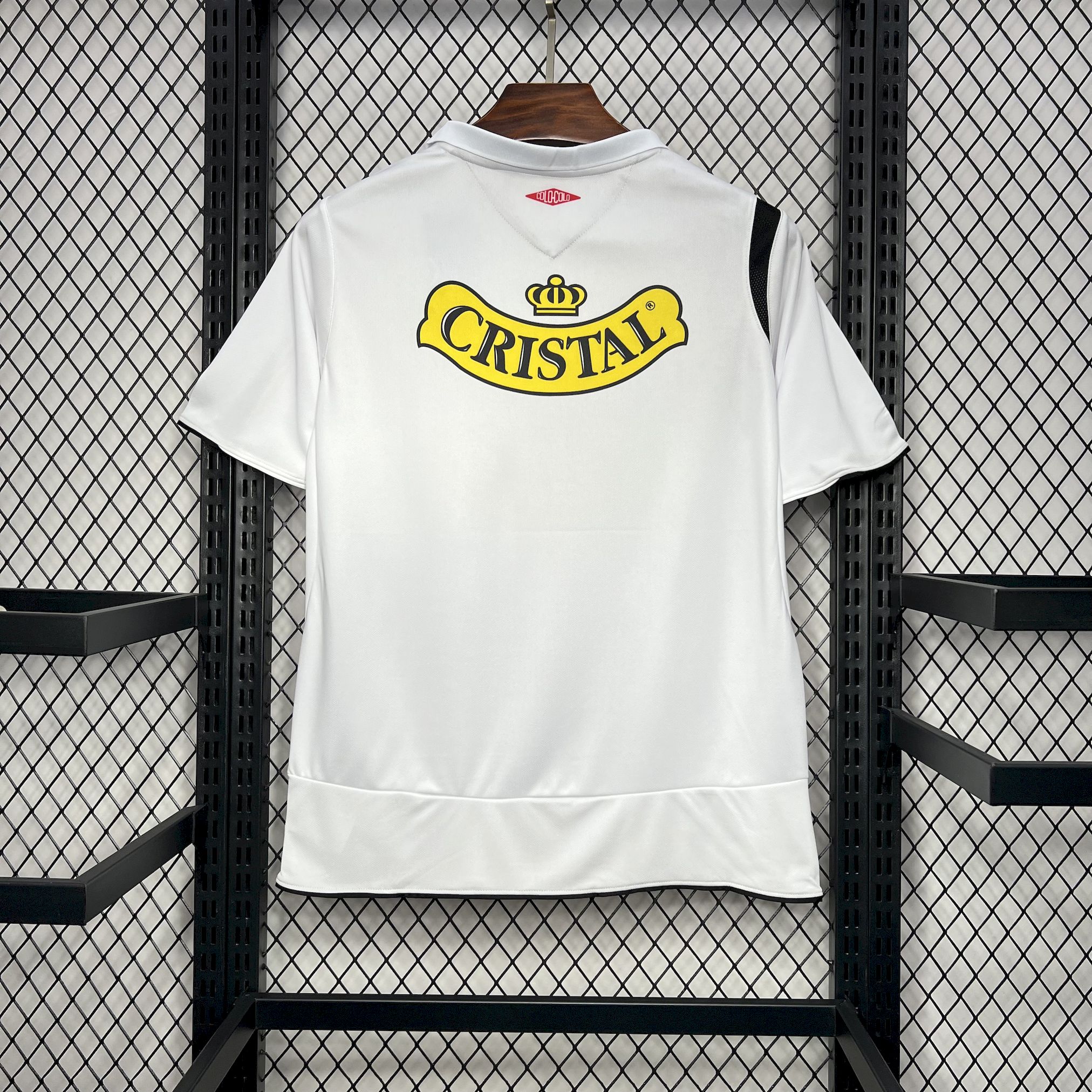 ManixJersey.com | Retro Colo Colo 2006 Home Jersey -Customize Name, Number and Patch | Worldwide Shipping