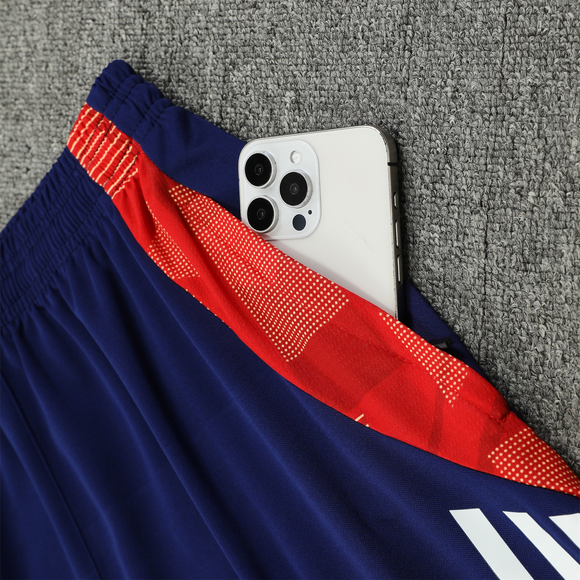 ManixJersey.com | Spain 24-25 Vest Training Set - Red -Customize Name, Number and Patch | Worldwide Shipping