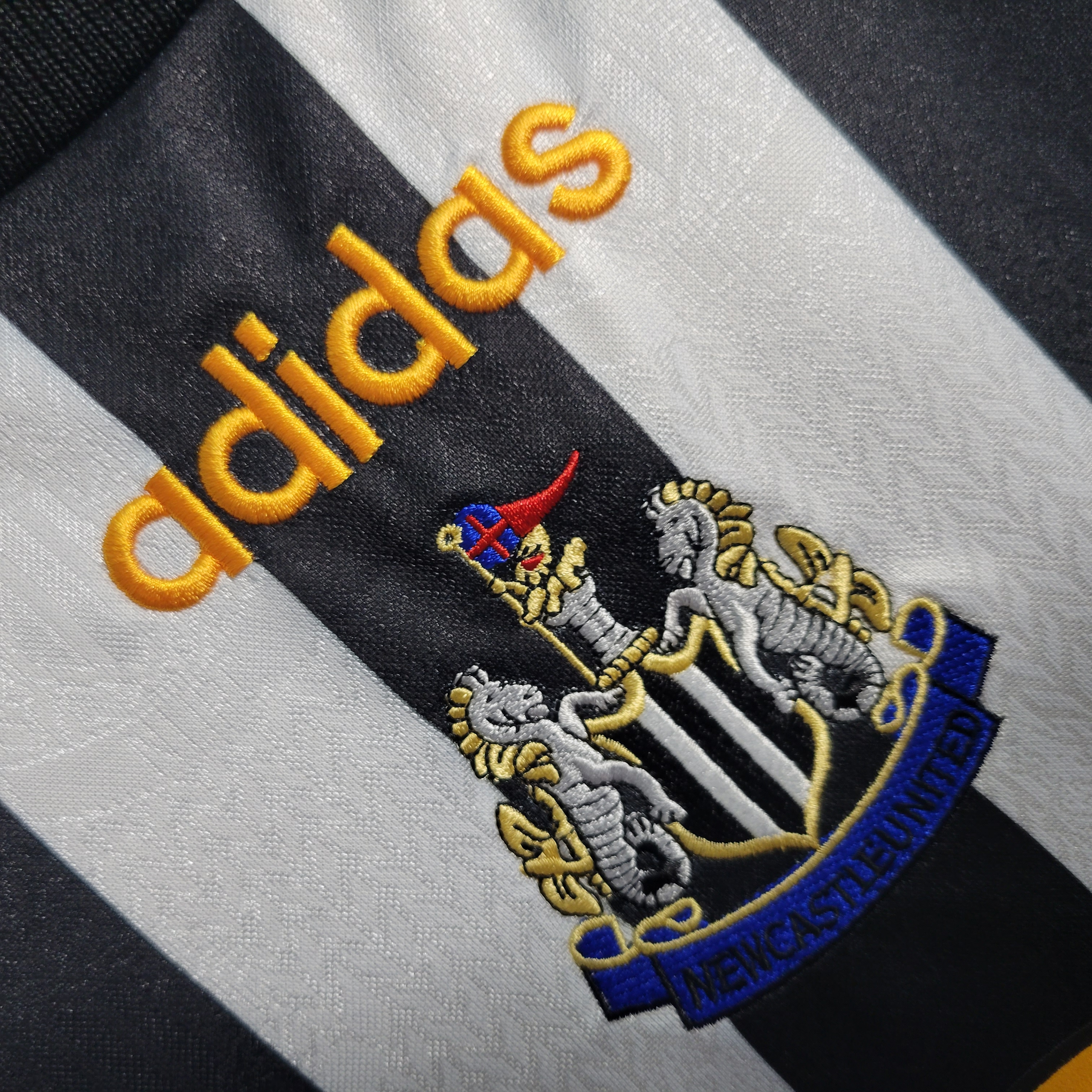 JerseysGala.com | Retro Newcastle United 1997-99 Home Stadium Jersey -Customize Name, Number and Patch | Worldwide Shipping