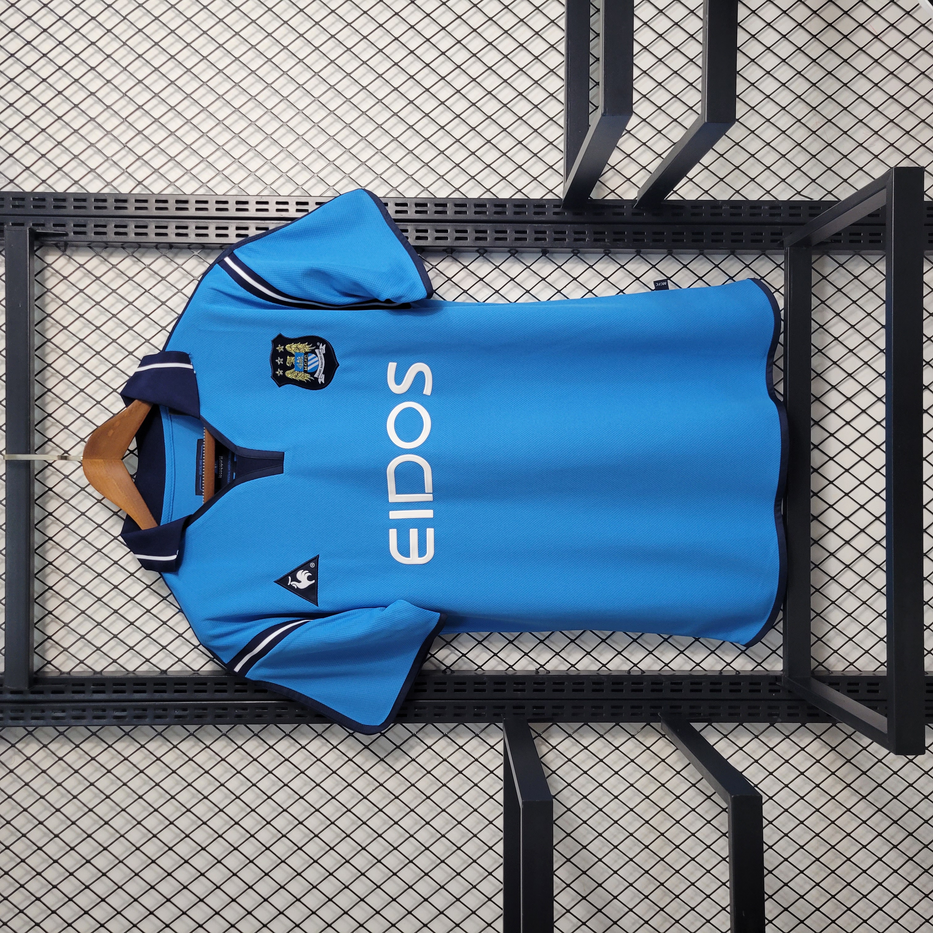 ManixJersey.com | Retro Manchester City 2001-02 Home Stadium Jersey -Customize Name, Number and Patch | Worldwide Shipping