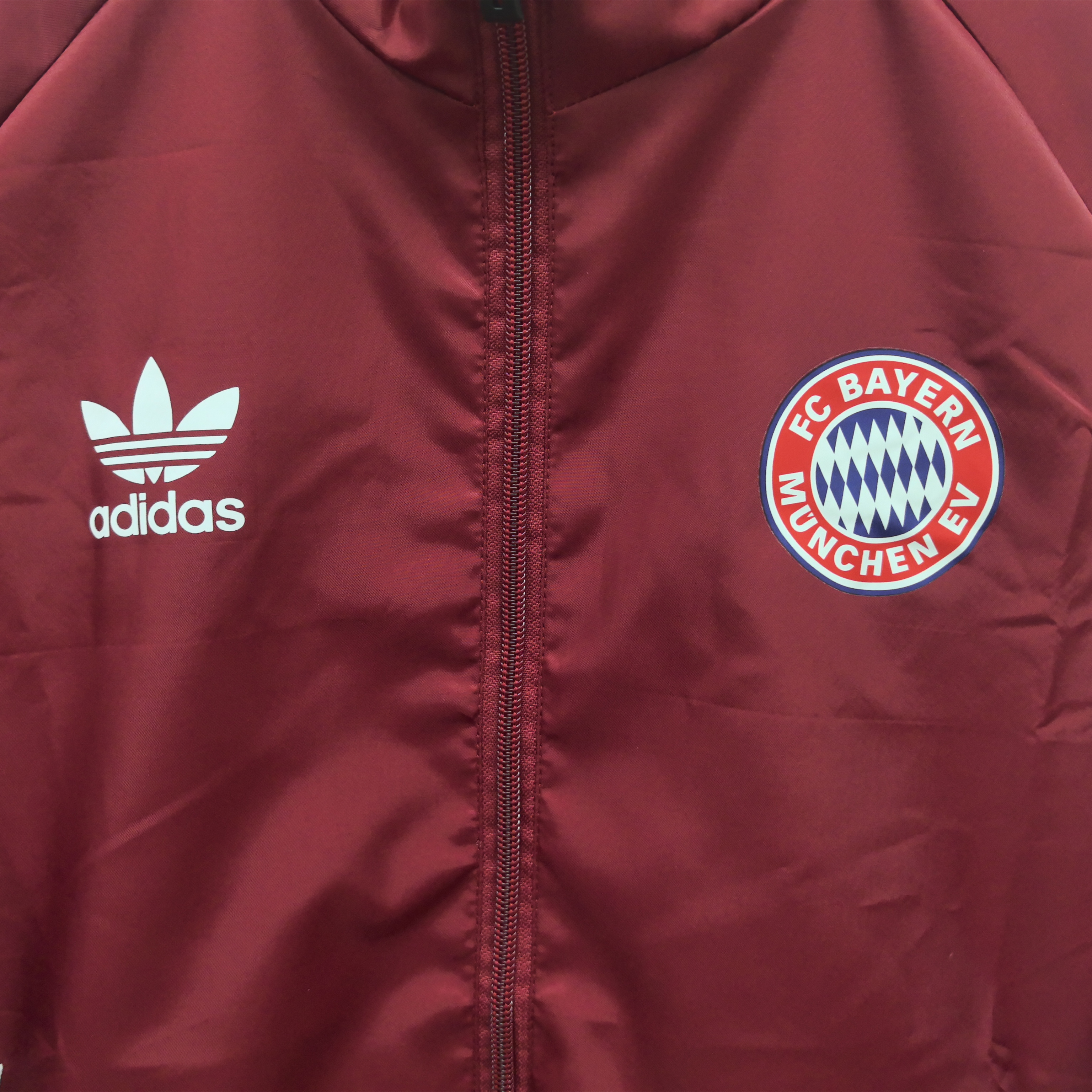 ManixJersey.com | Bayern Munich 24-25 Throwback Windbreaker Jacket - Red -Customize Name, Number and Patch | Worldwide Shipping