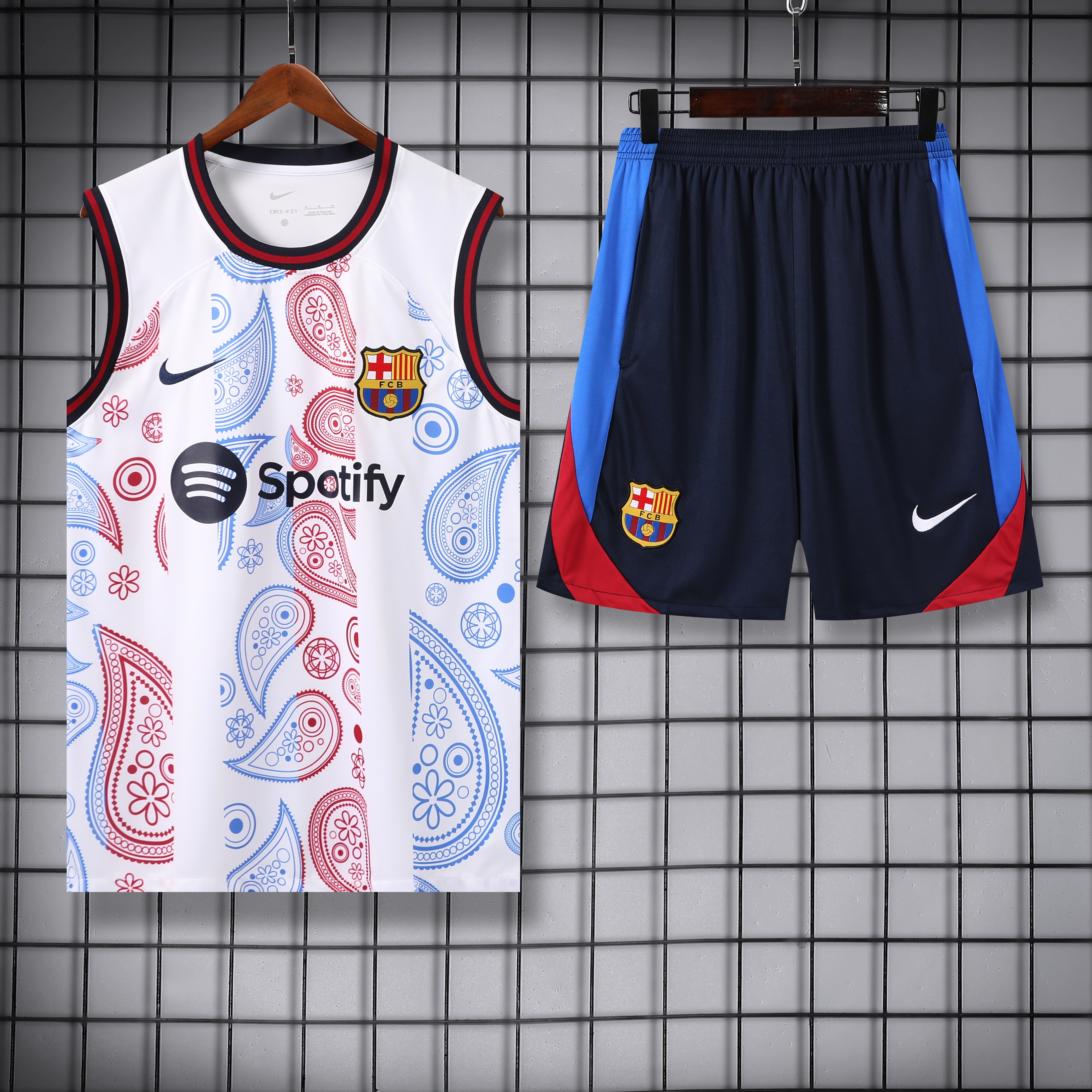 SIUjerseys-Barcelona 24-25 Training Vest Suit - White with Pattern