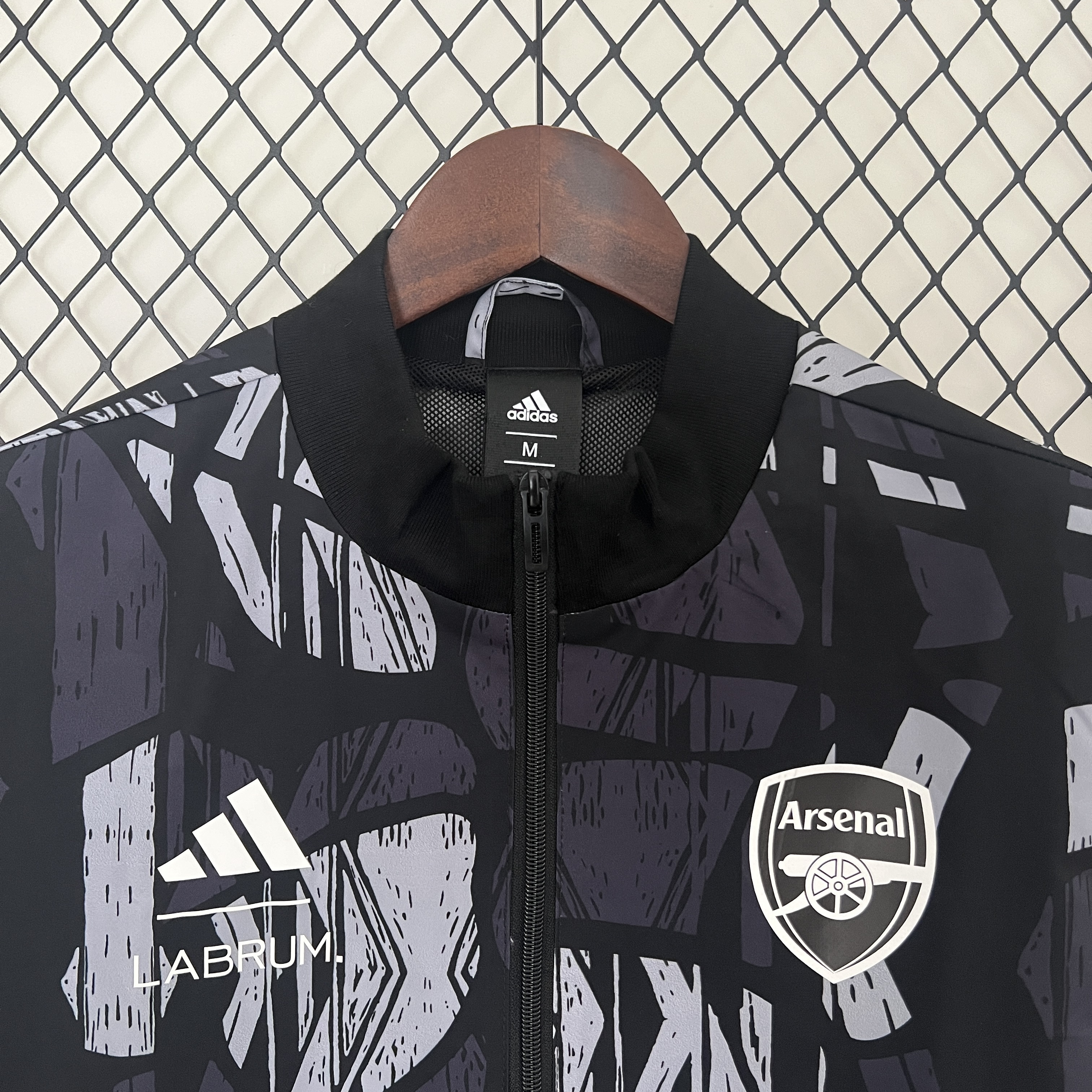 ManixJersey.com | Arsenal 24-25 Double Sided Reversible Windbreaker - Black & Red -Customize Name, Number and Patch | Worldwide Shipping
