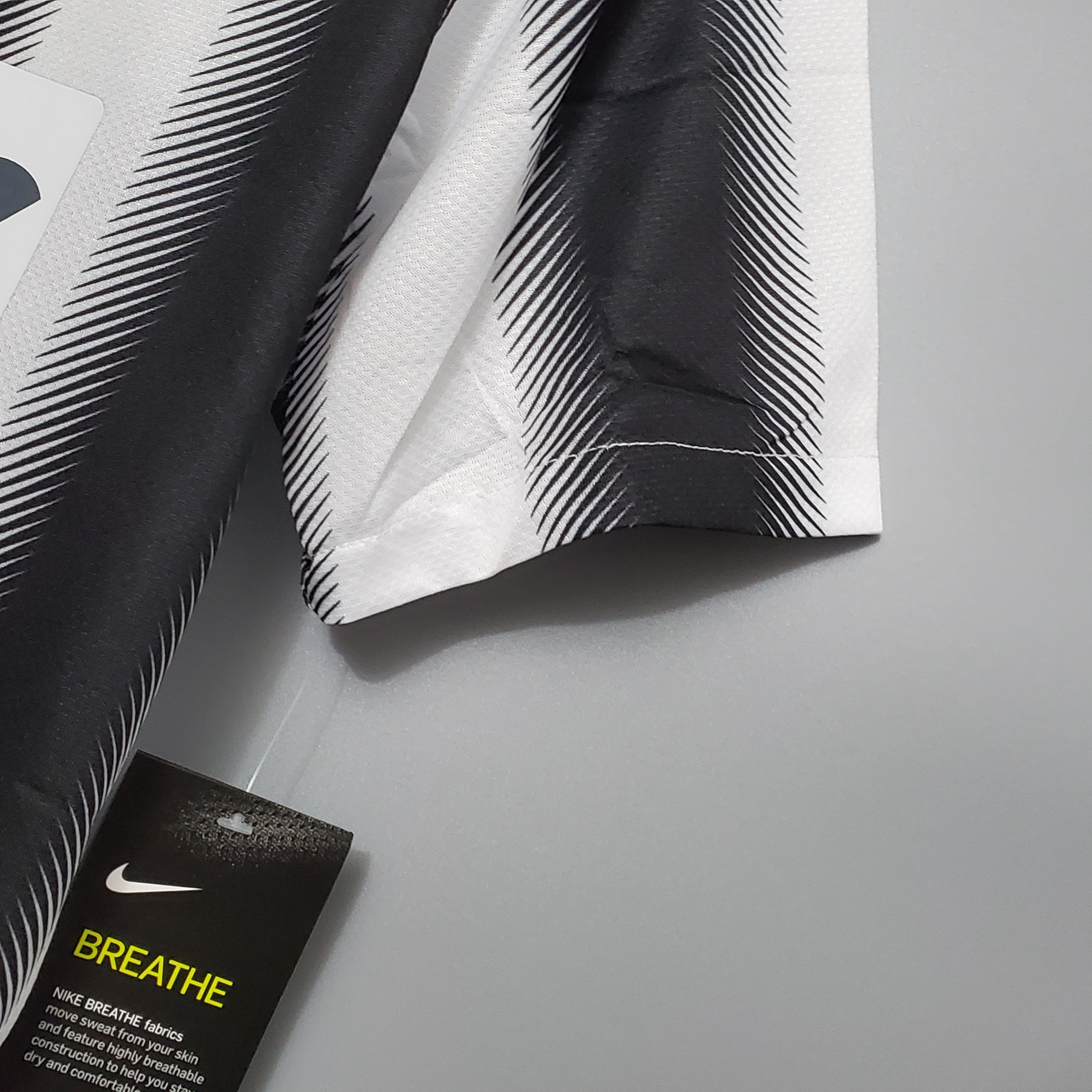 SIUjerseys-Retro Juventus 2011-12 Home Stadium Jersey