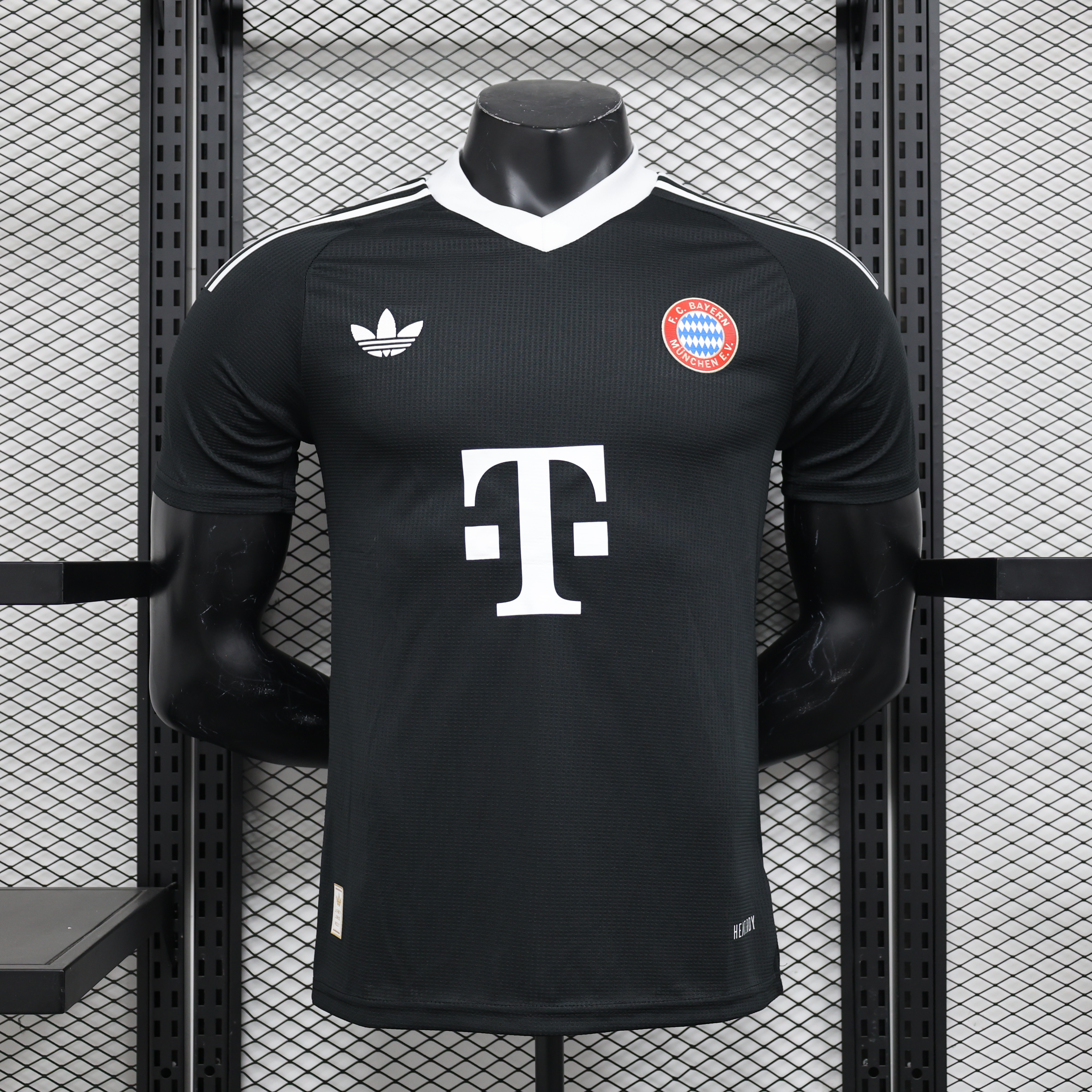 JerseysGala.com | Bayern Munich 24-25 Third Goalkeeper Black Jersey - Player Version -Customize Name, Number and Patch | Worldwide Shipping