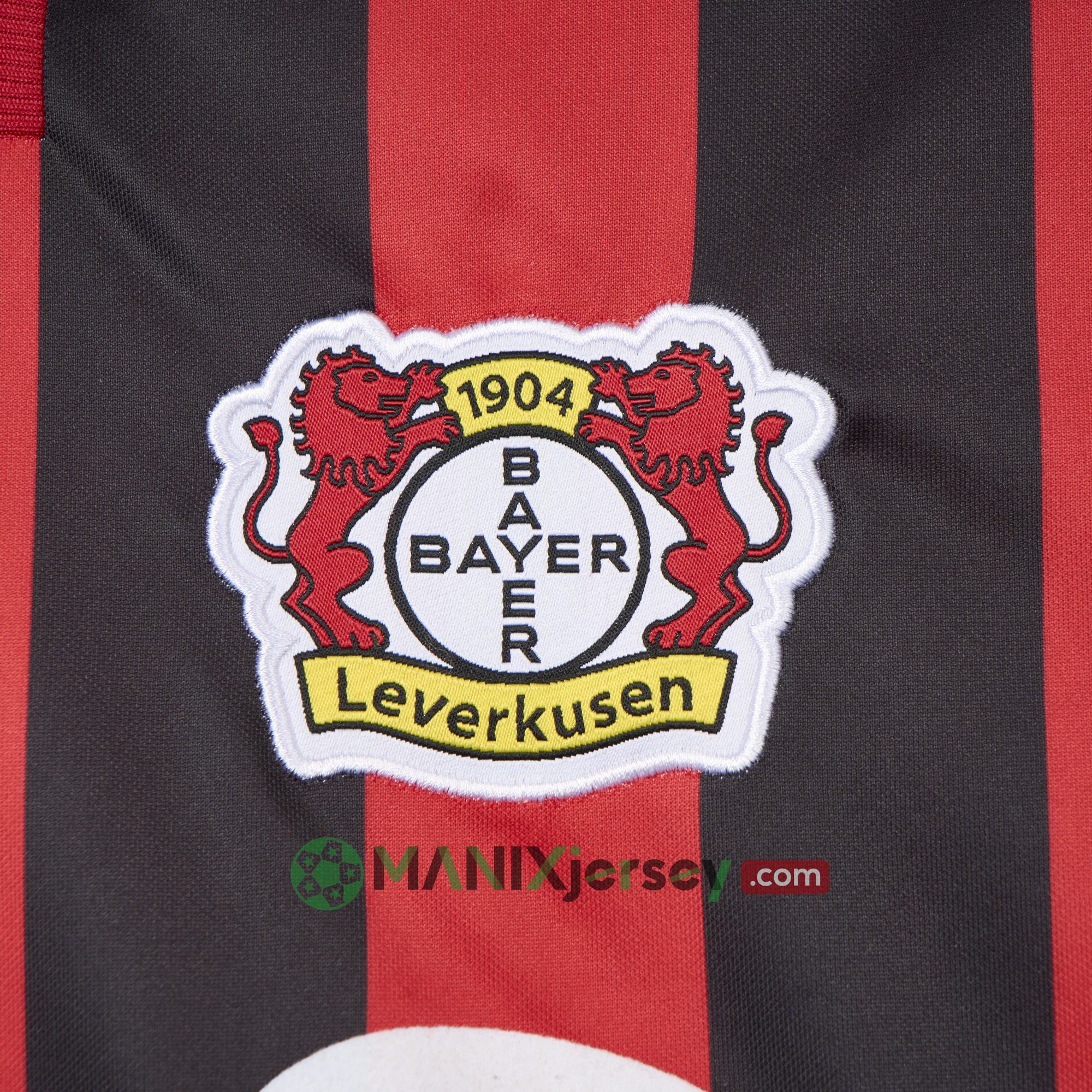 ManixJersey.com | Retro Bayer 04 Leverkusen 2001-02 Home Jersey -Customize Name, Number and Patch | Worldwide Shipping