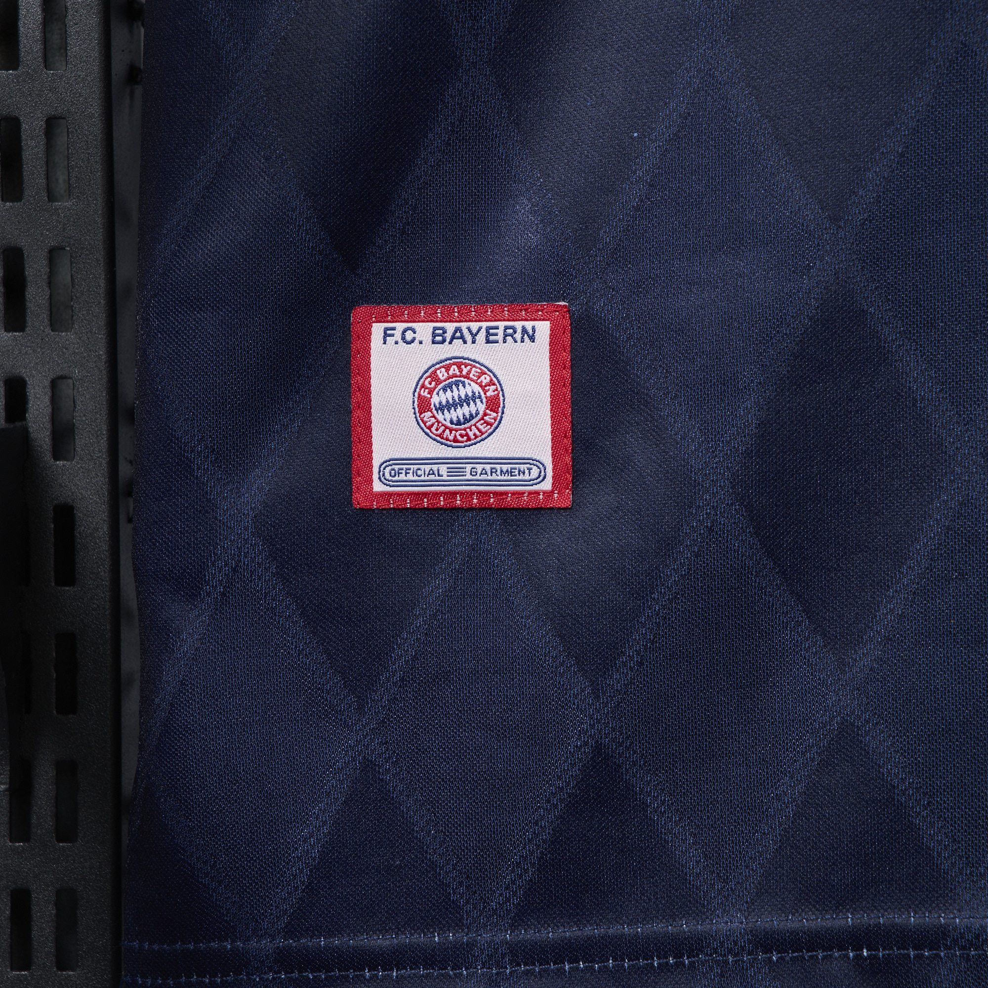 GlobeJersey-Retro Bayern Munich 1997-99 Home Stadium Jersey