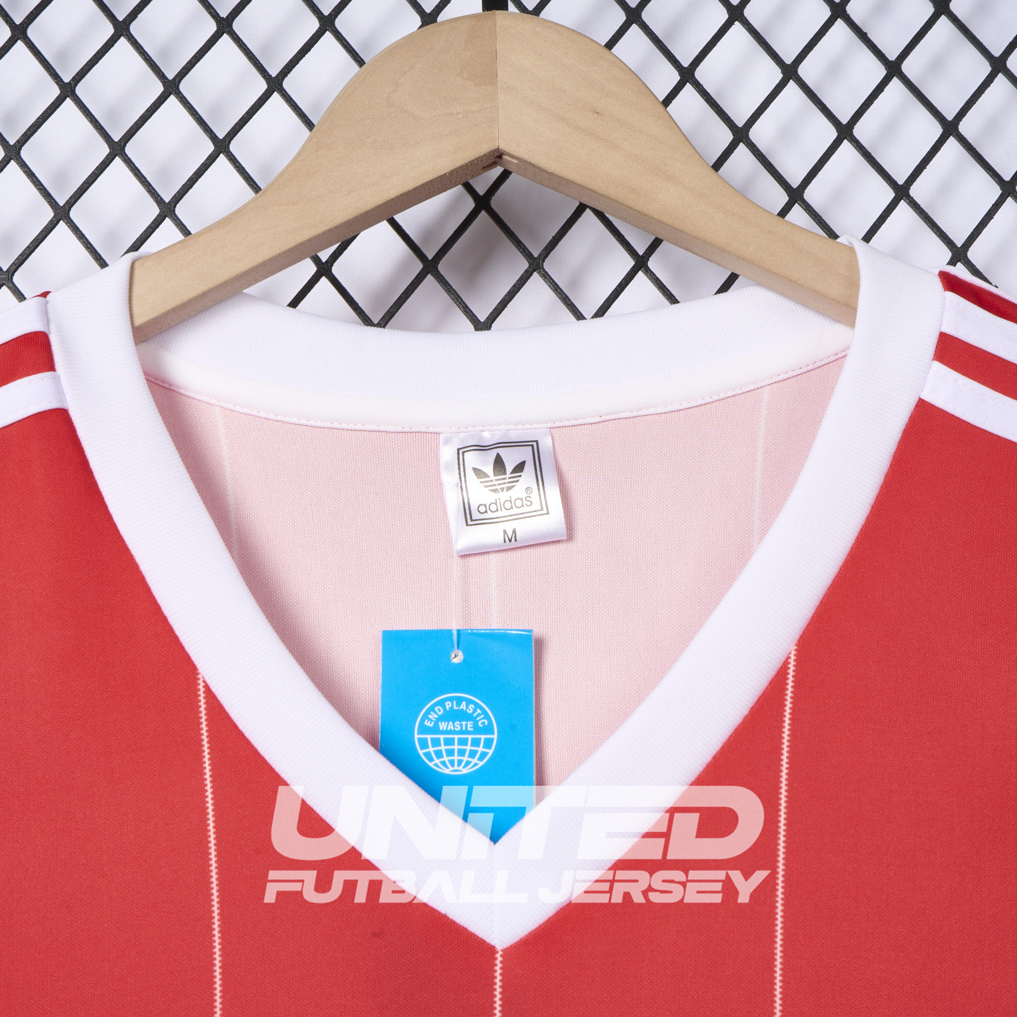 foot-Retro Hamburger SV 83-84 Away Stadium Jersey