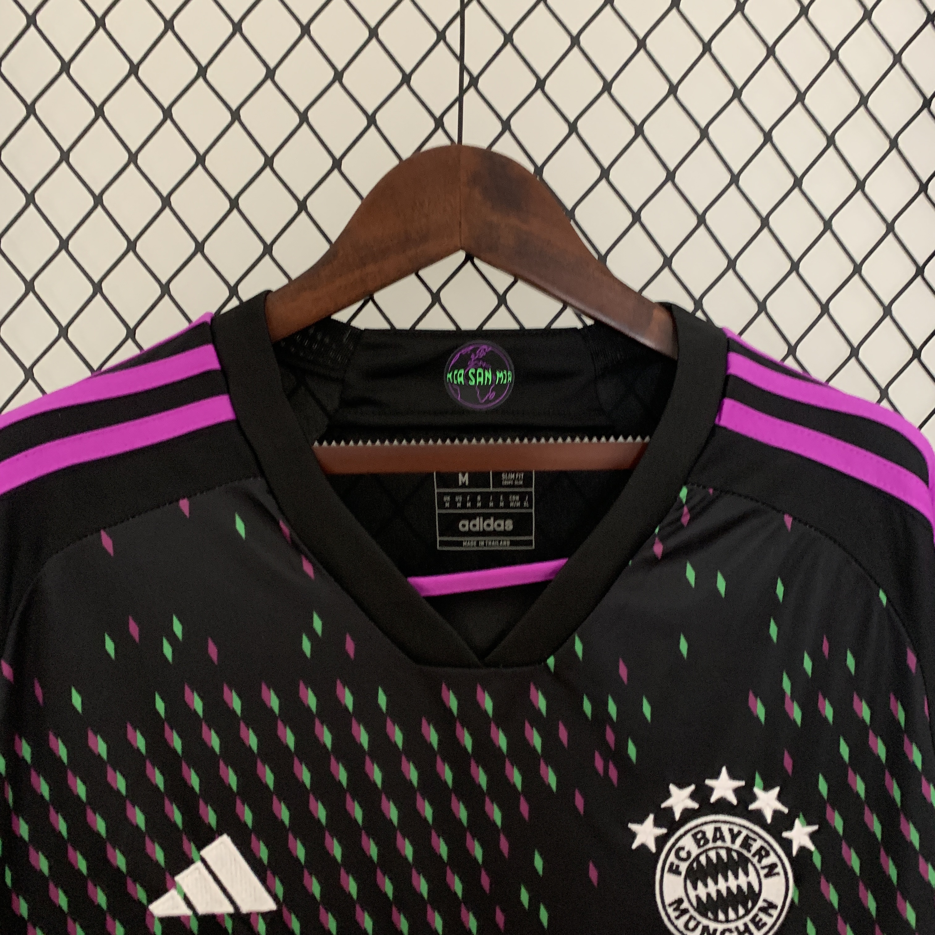 Bayern Munich 23-24 Away Long Sleeve Jersey - Fans Version:football jersey mysite: unitedjerseyfootball 邓江浪:football
