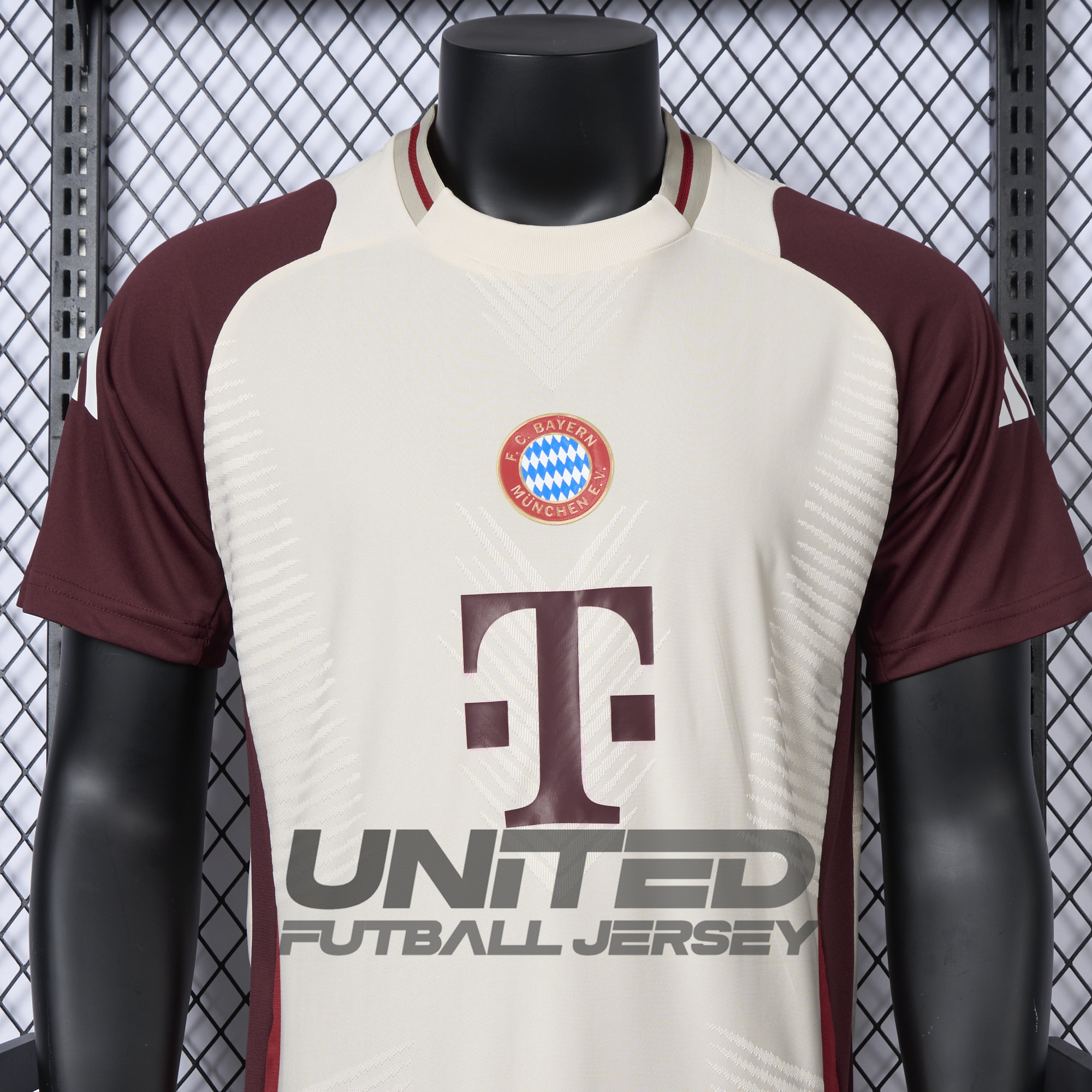 unitedfutballjersey-Bayern Munich 24-25 Apricot & Red Training Jersey - Player Version