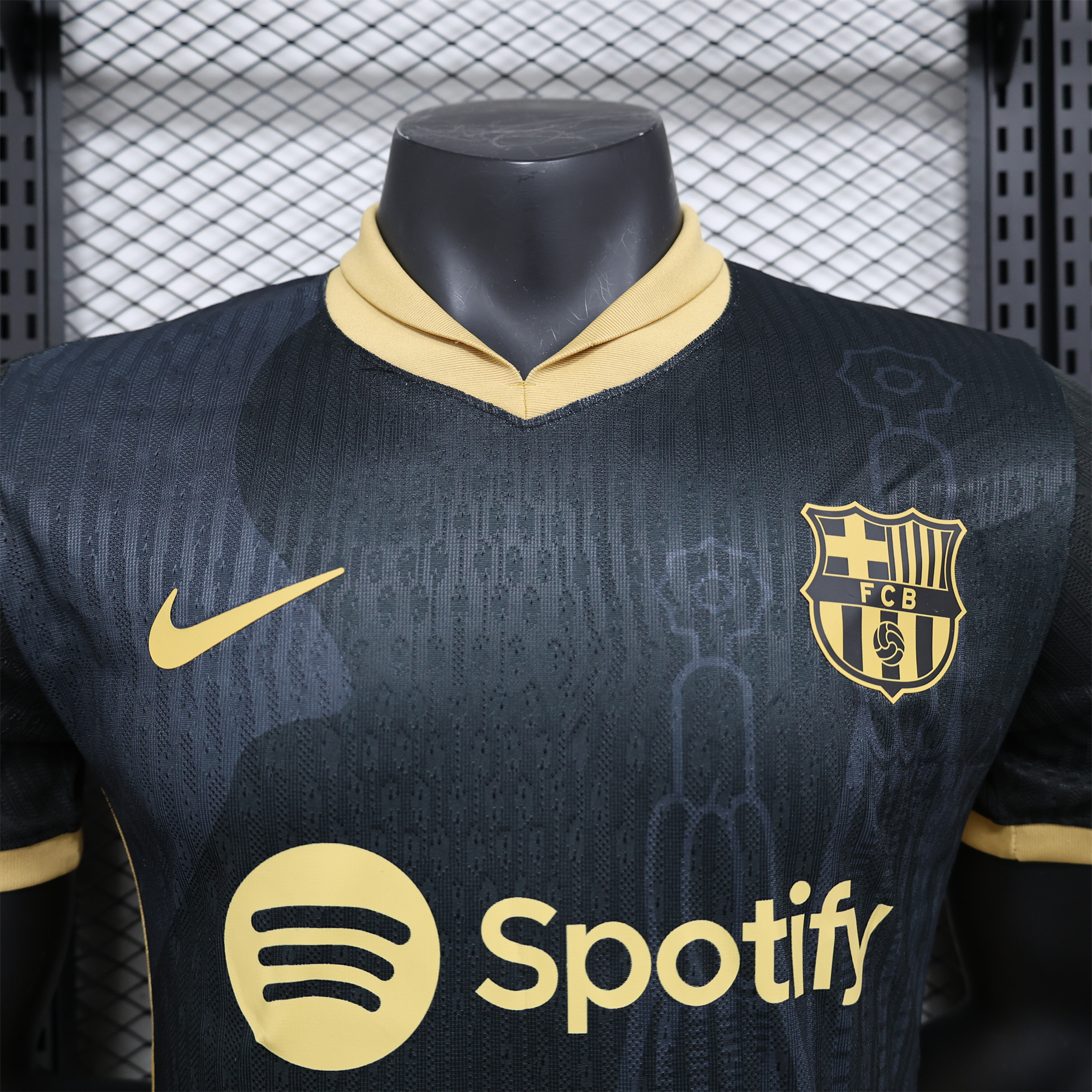 ManixJersey.com | Barcelona 24-25 Black Gold Special Edition Jersey - Player Version -Customize Name, Number and Patch | Worldwide Shipping