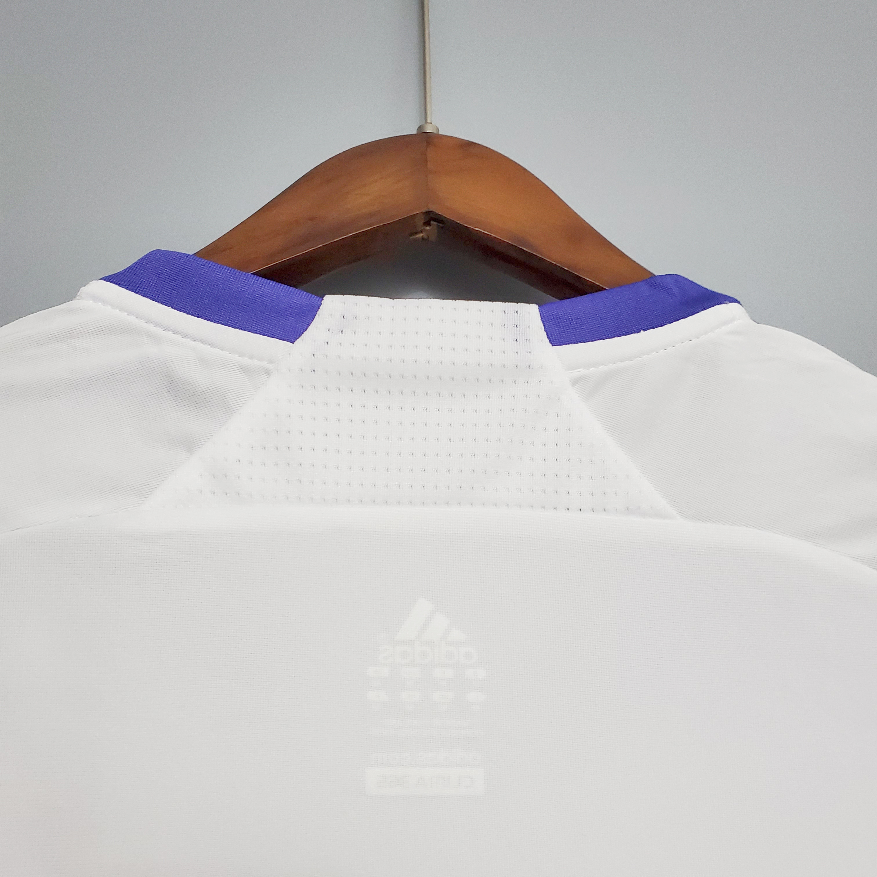 JerseysGala.com | Retro Real Madrid 07-08 Home Stadium Jersey -Customize Name, Number and Patch | Worldwide Shipping