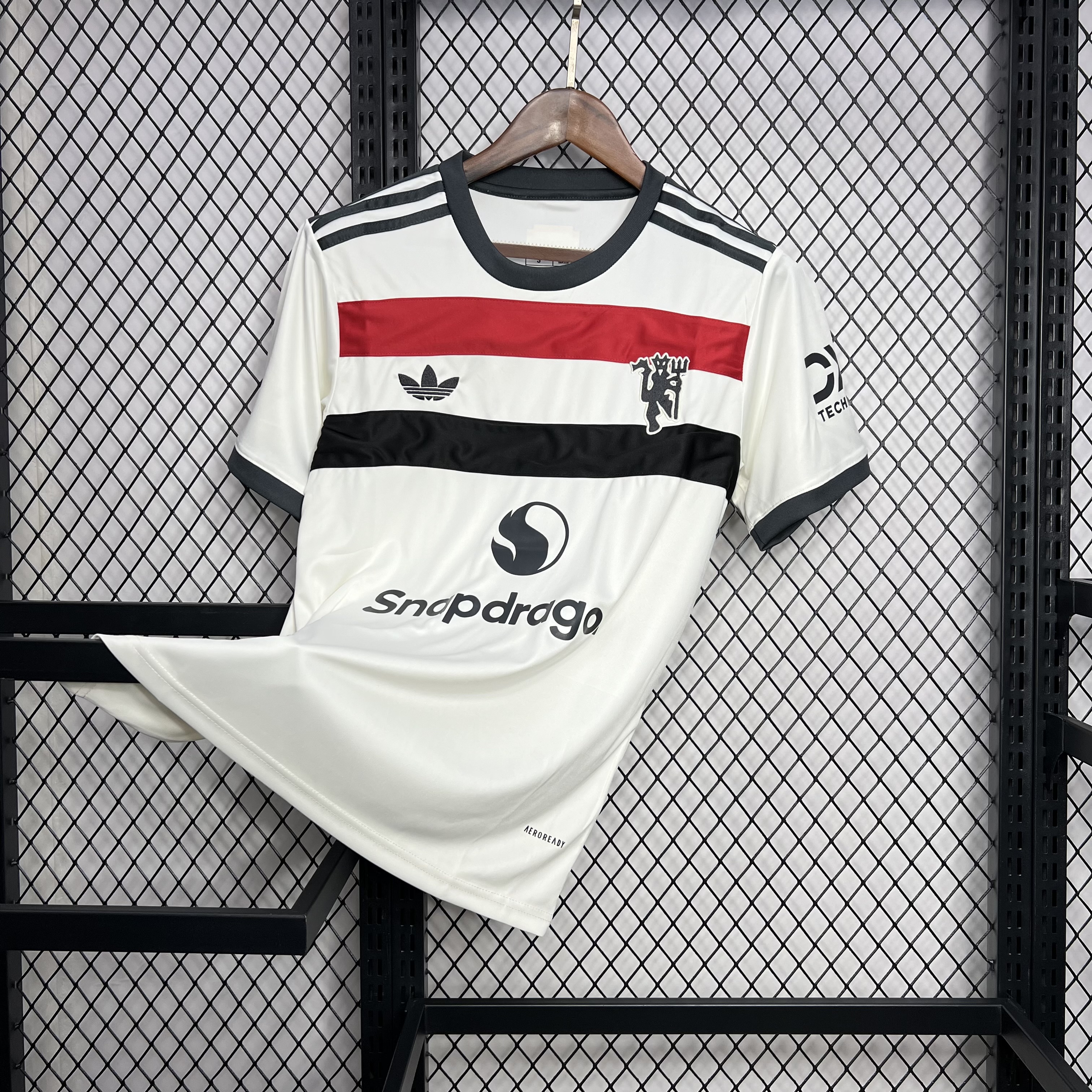 ManixJersey.com | Manchester United 24-25 Third Jersey - Fans Version -Customize Name, Number and Patch | Worldwide Shipping