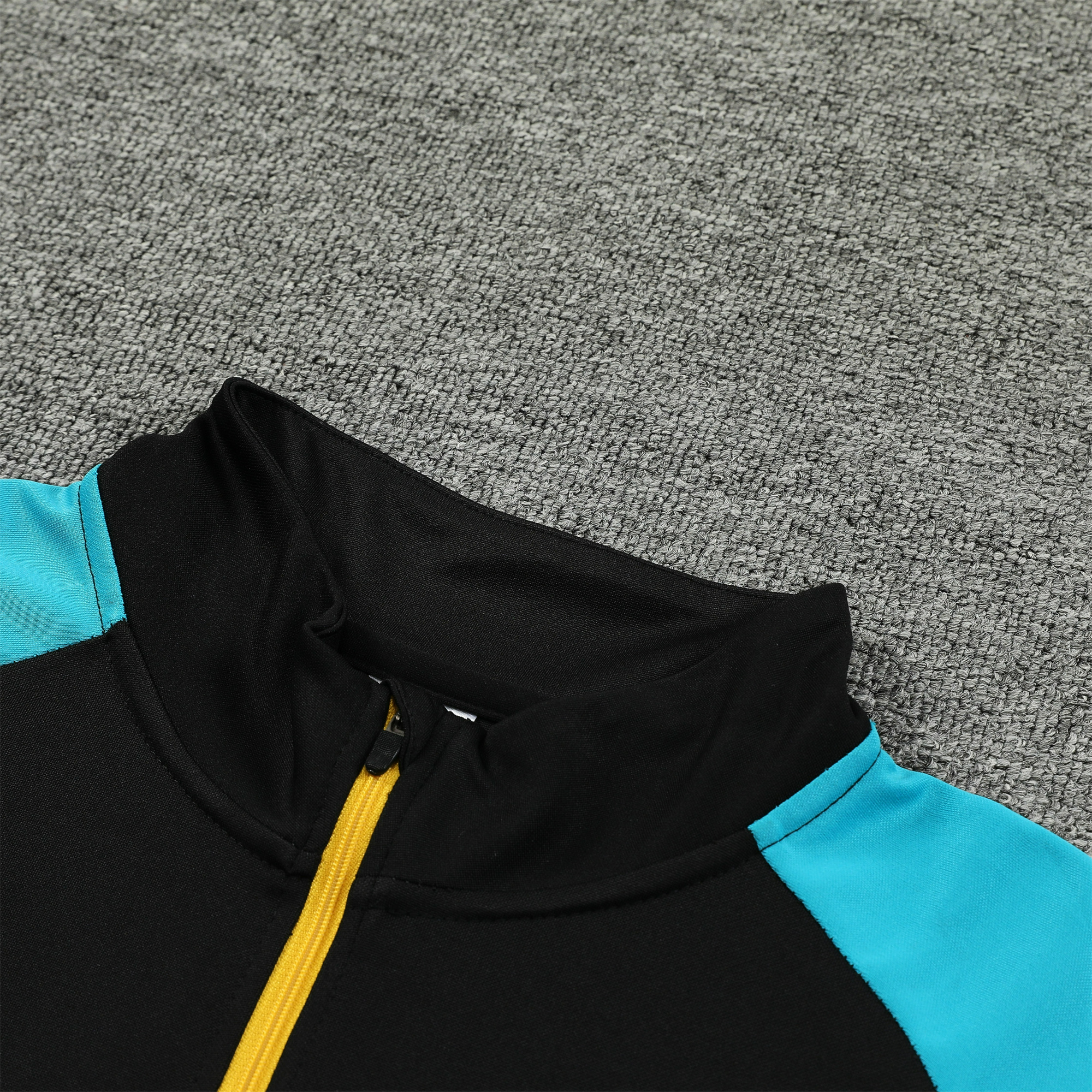 Bayern Munich 23-24 Long Sleeve Training Set:football jersey mysite: unitedjerseyfootball 邓江浪:football